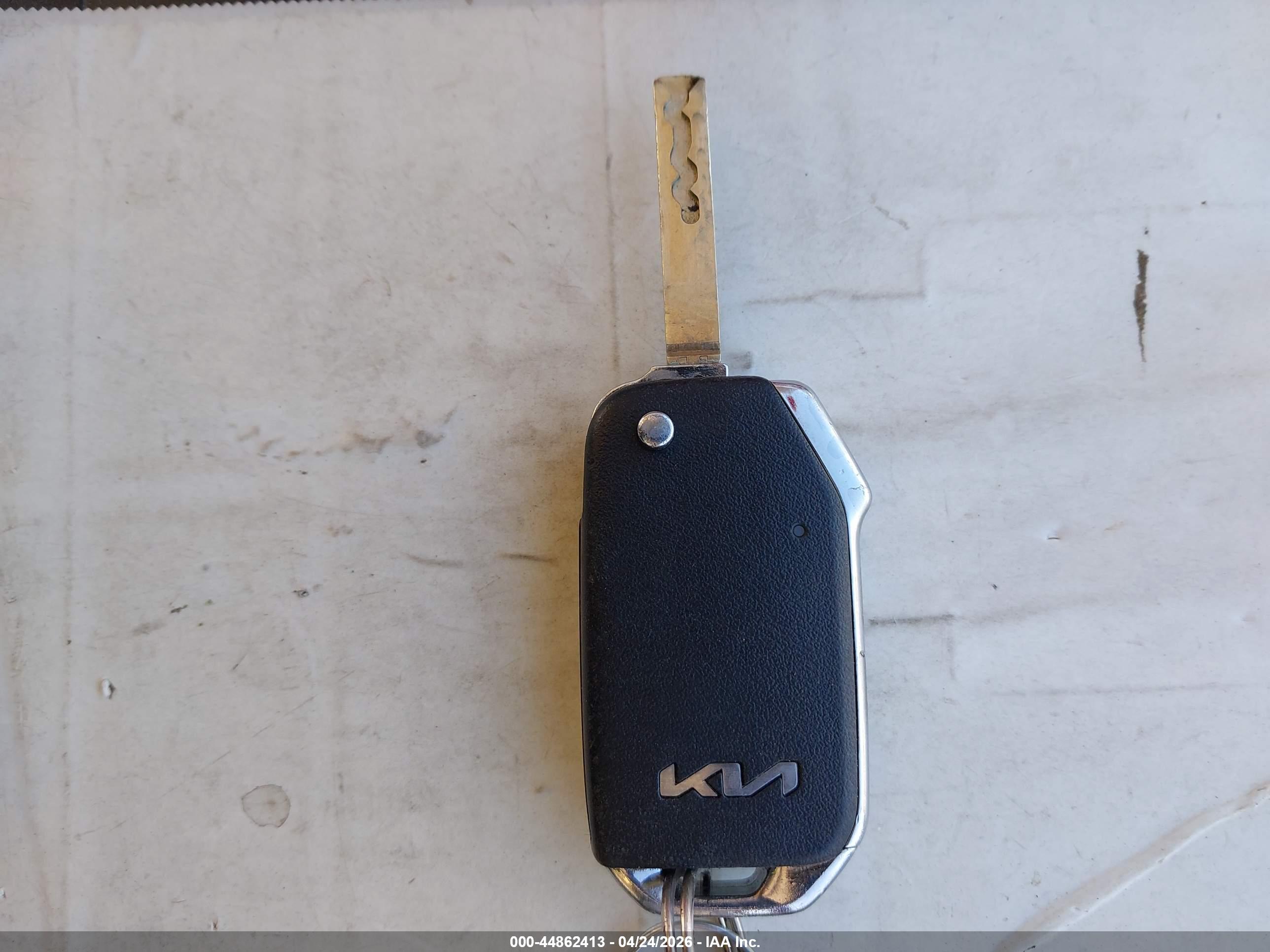 KIA SPORTAGE image 11
