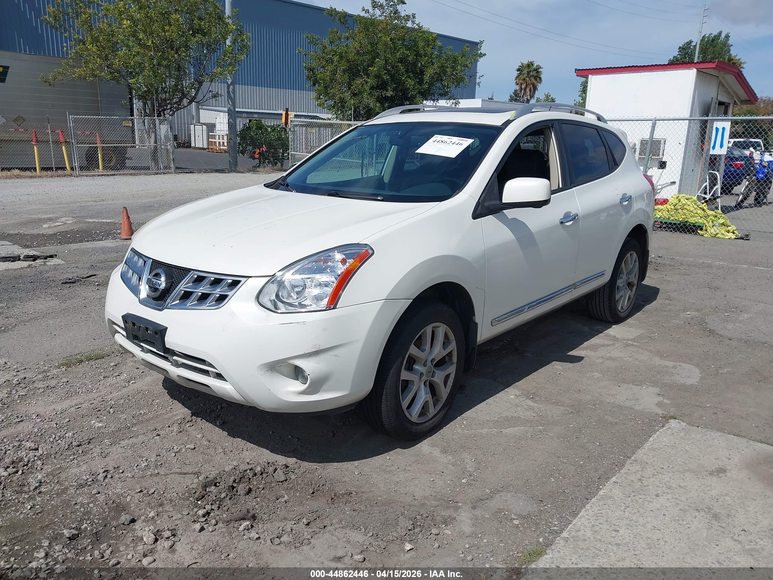 NISSAN ROGUE image 6
