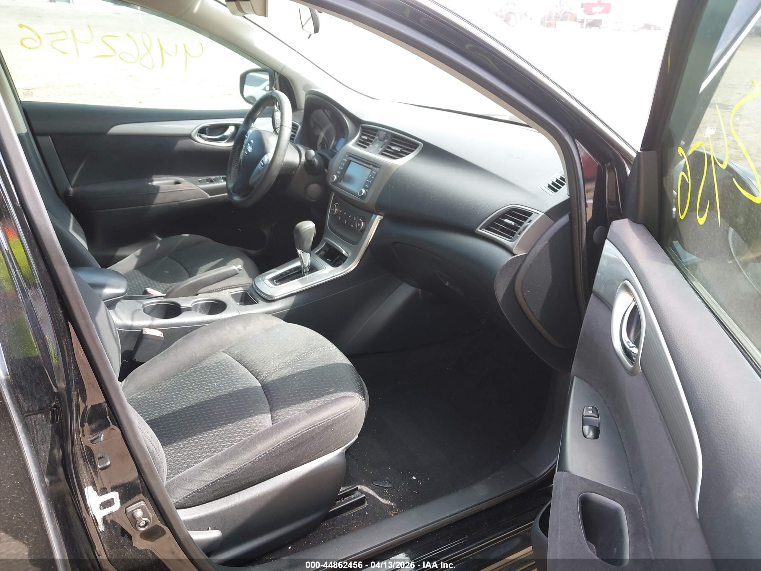 NISSAN SENTRA image 5