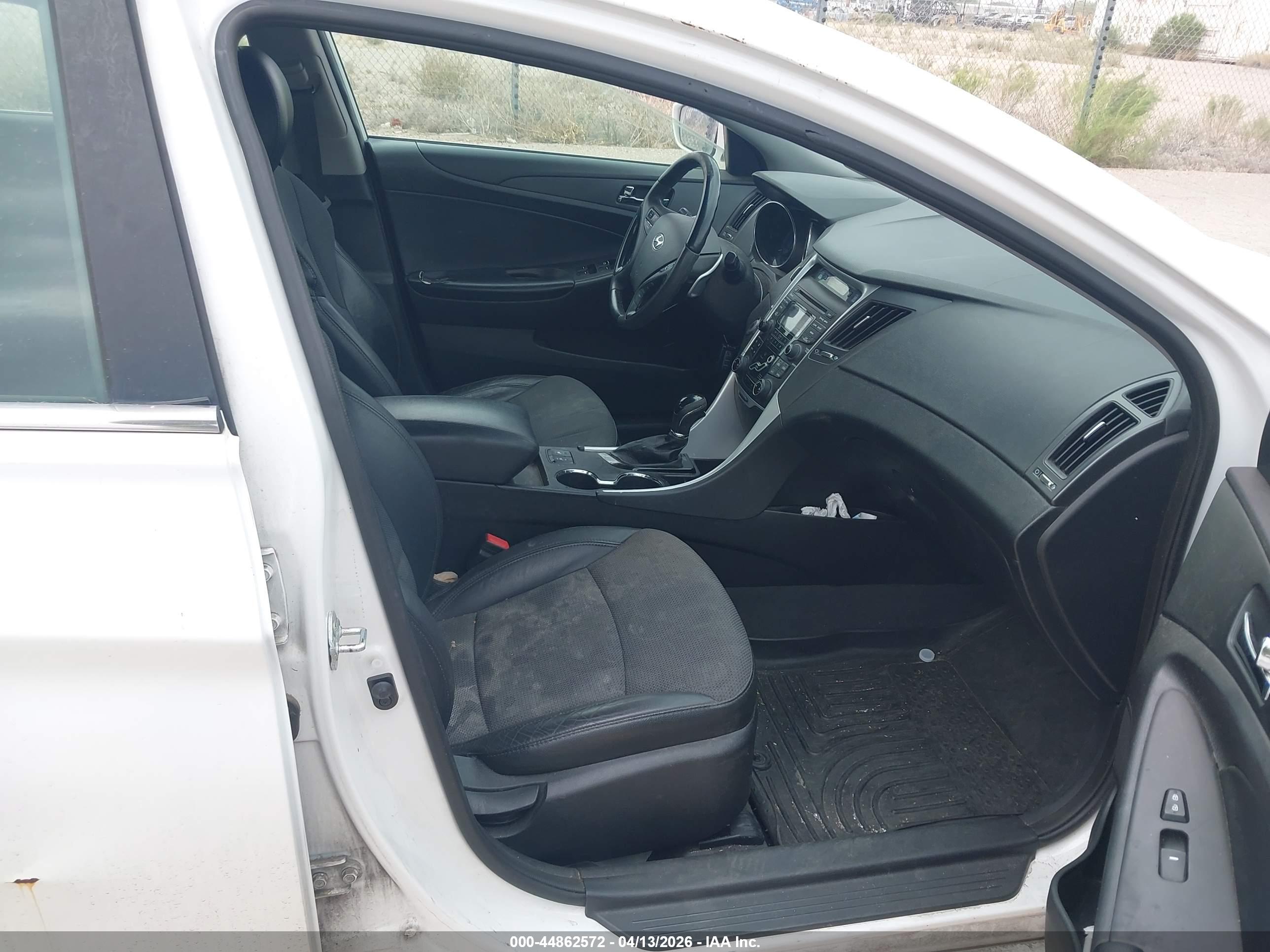 HYUNDAI SONATA image 5