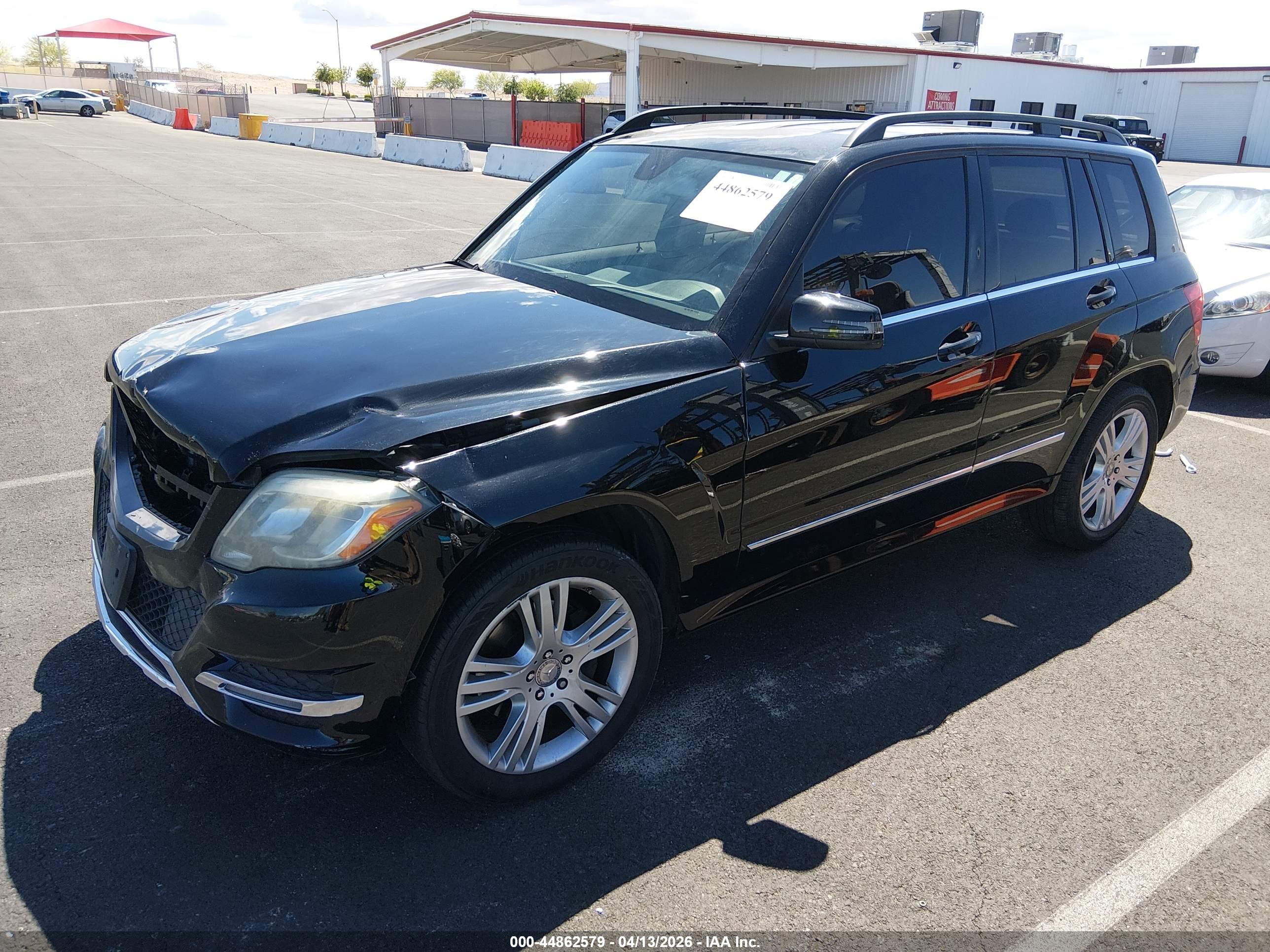MERCEDES-BENZ GLK image 2