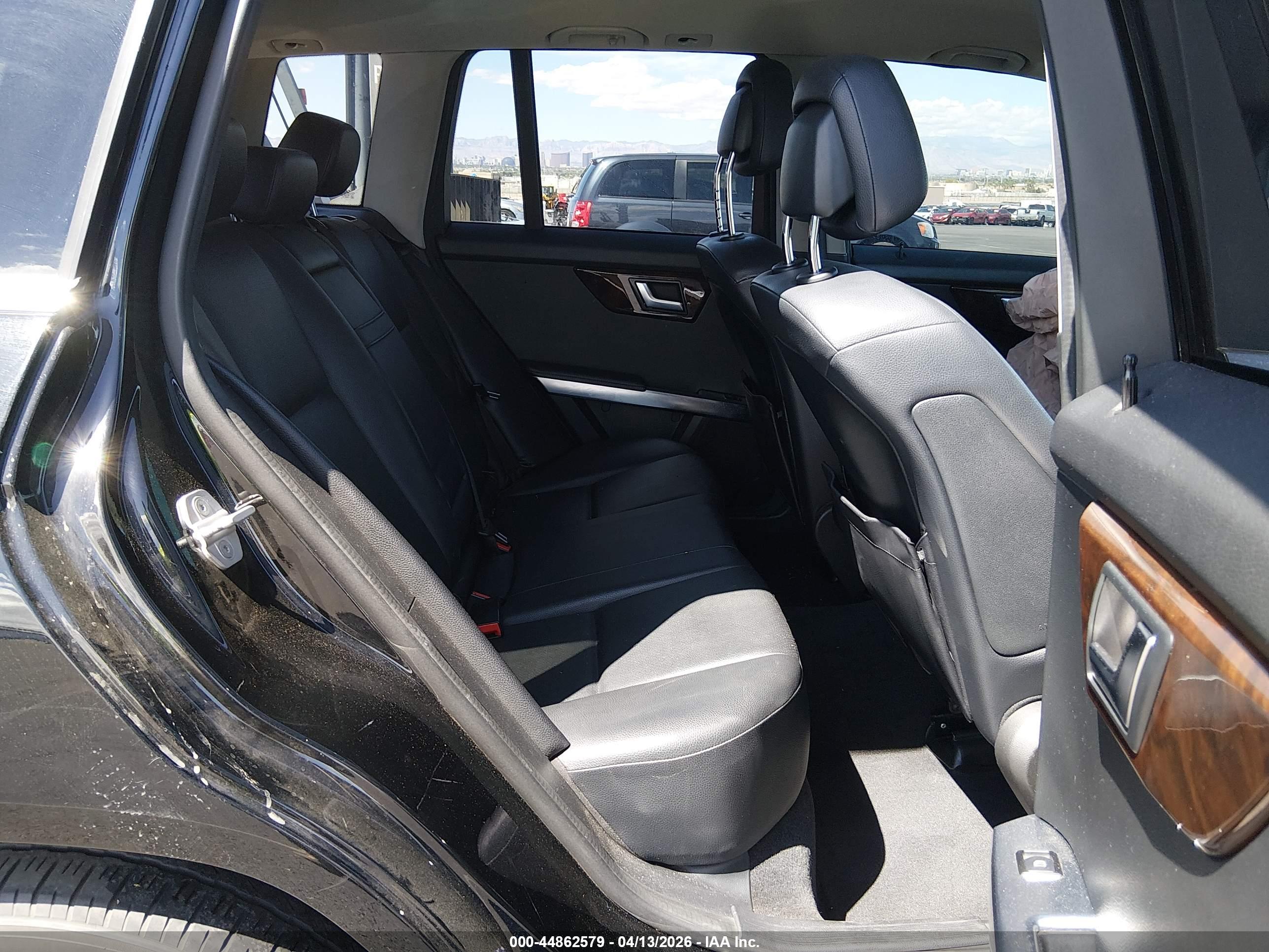 MERCEDES-BENZ GLK image 8