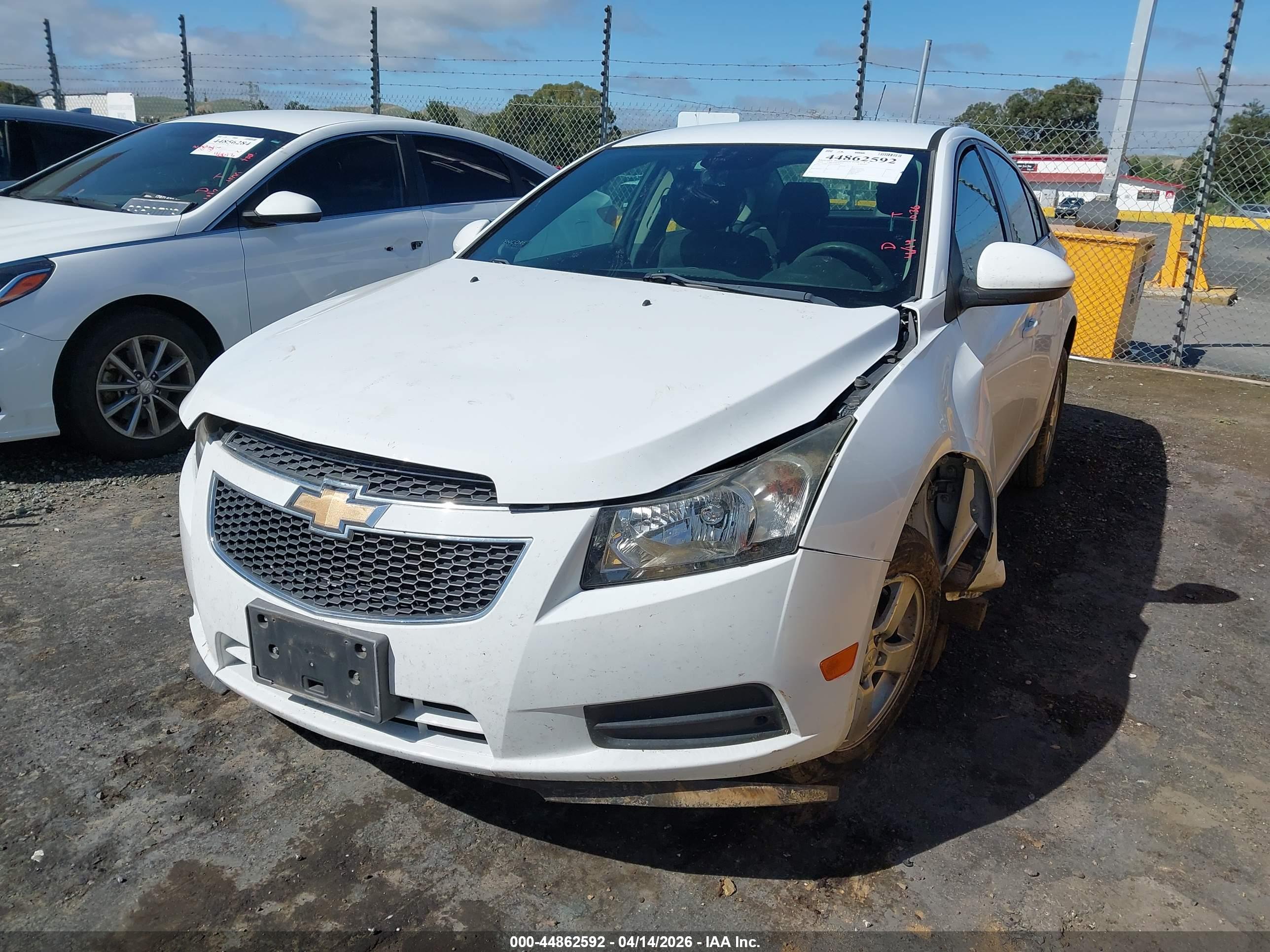 CHEVROLET CRUZE image 6