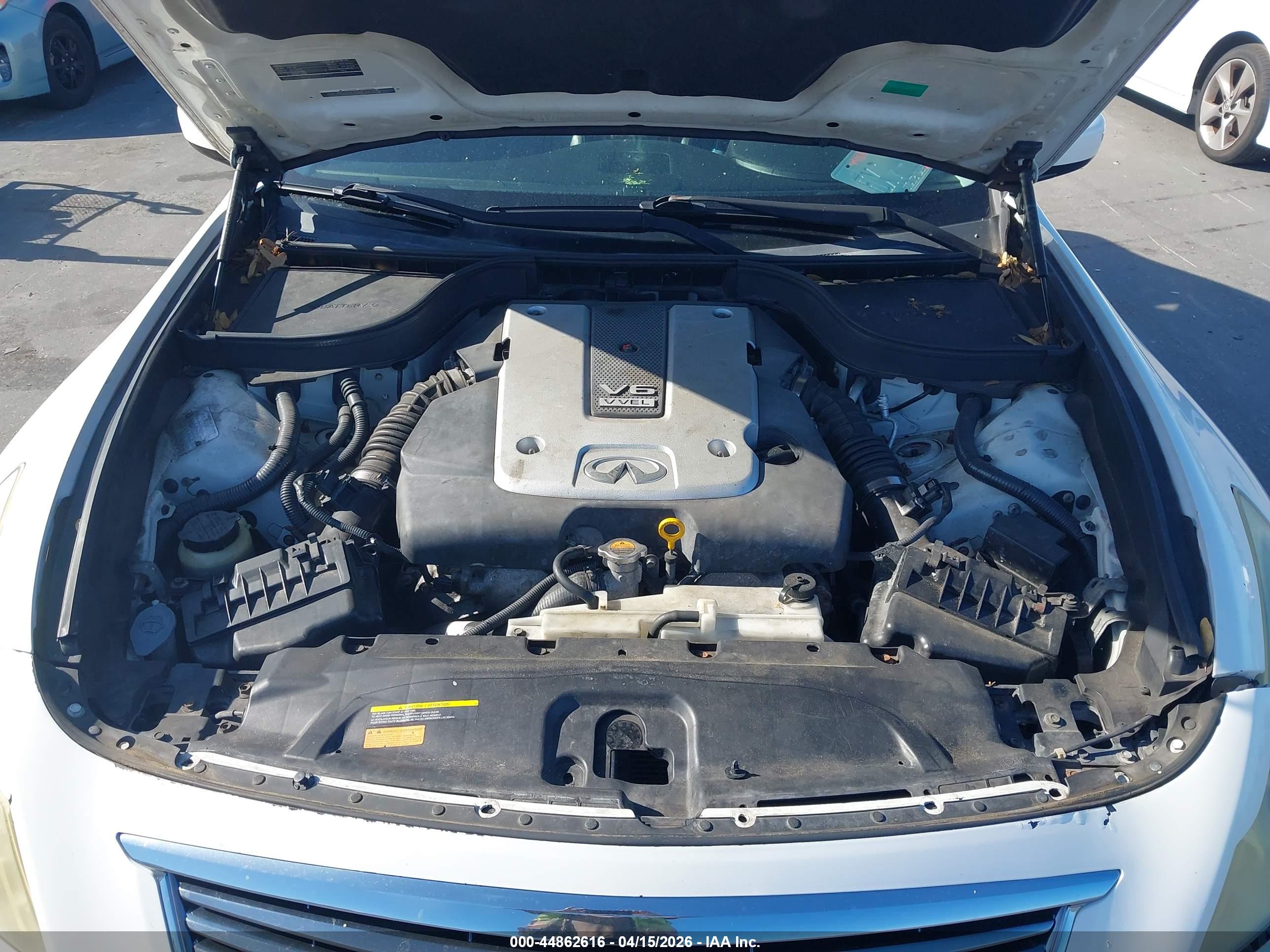 INFINITI G37X image 10