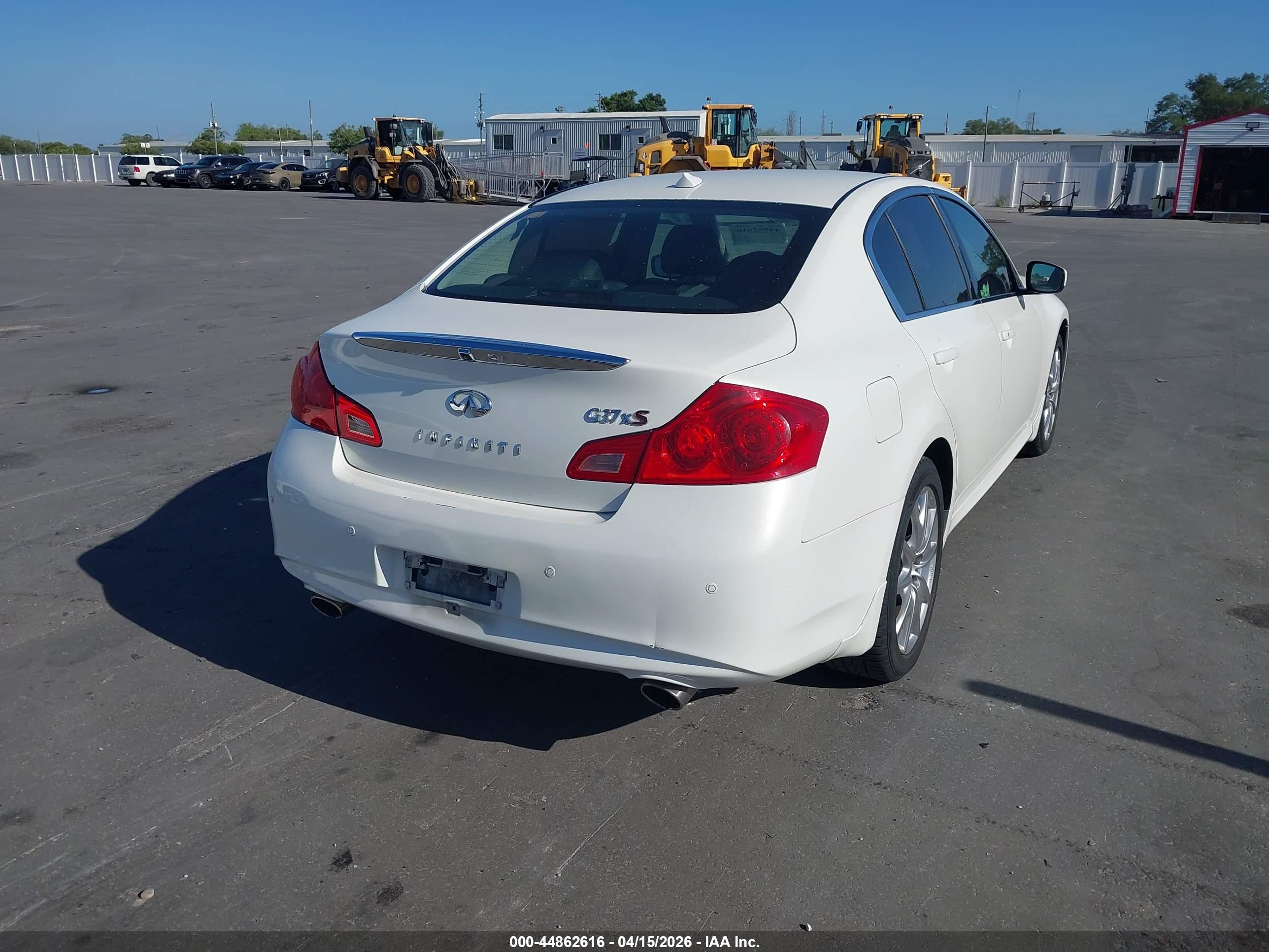 INFINITI G37X image 4