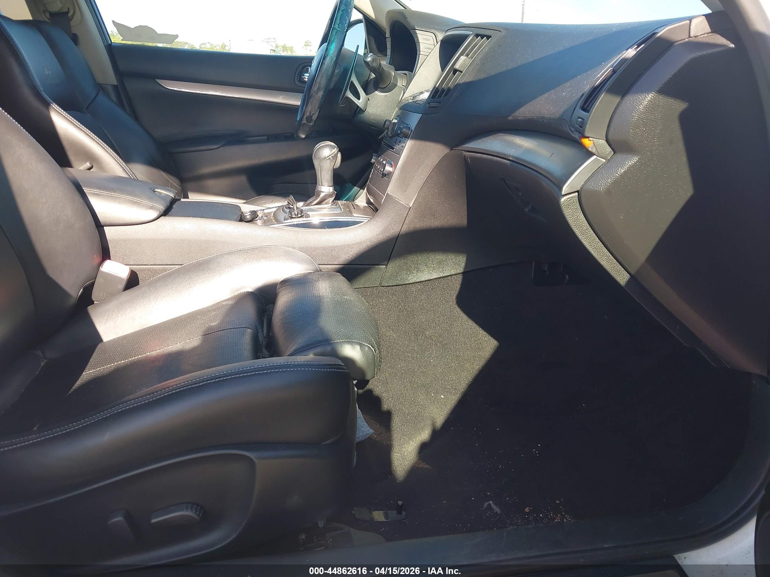 INFINITI G37X image 5