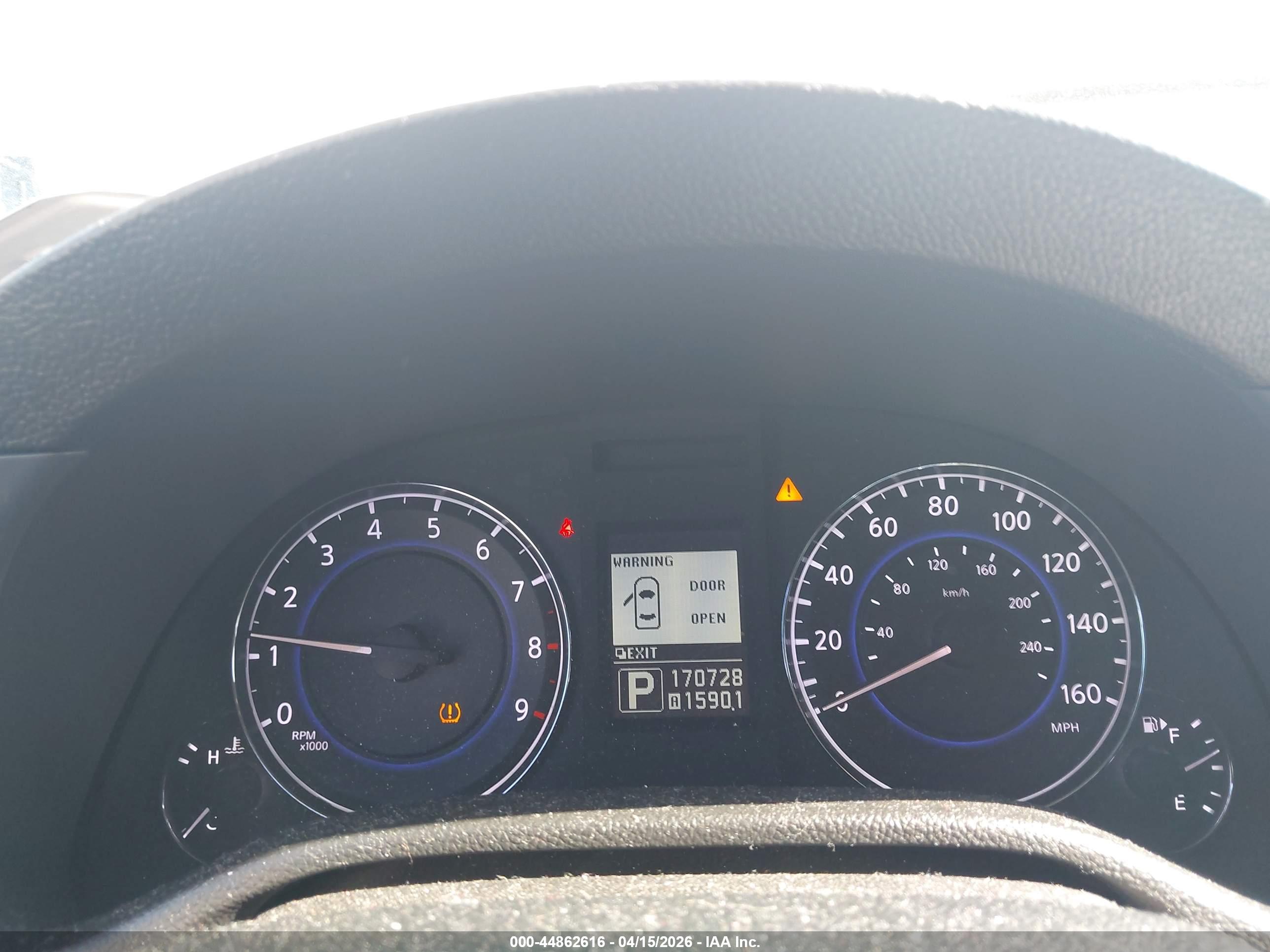 INFINITI G37X image 7
