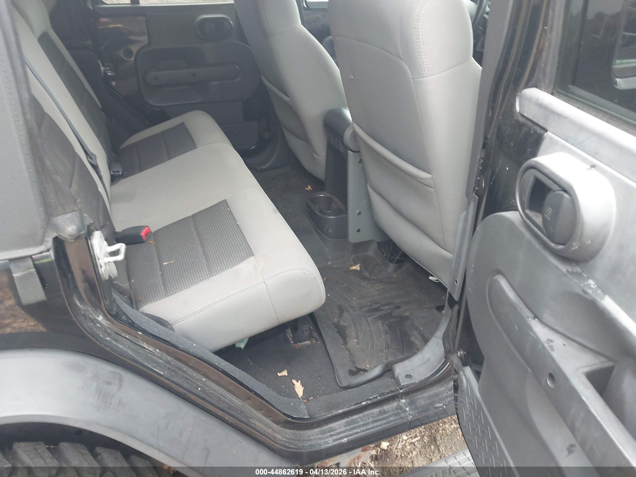 JEEP WRANGLER image 8