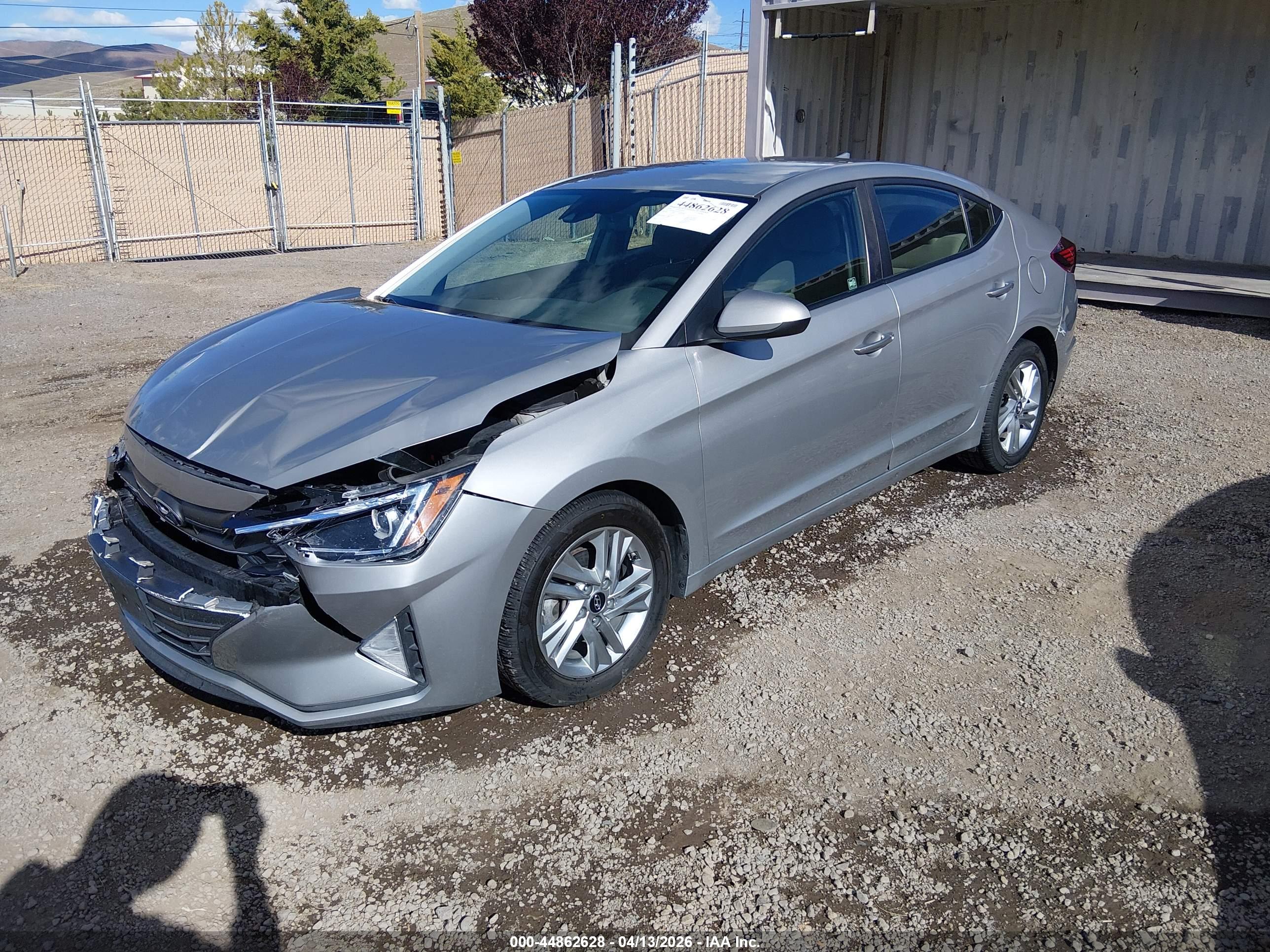 HYUNDAI ELANTRA image 2