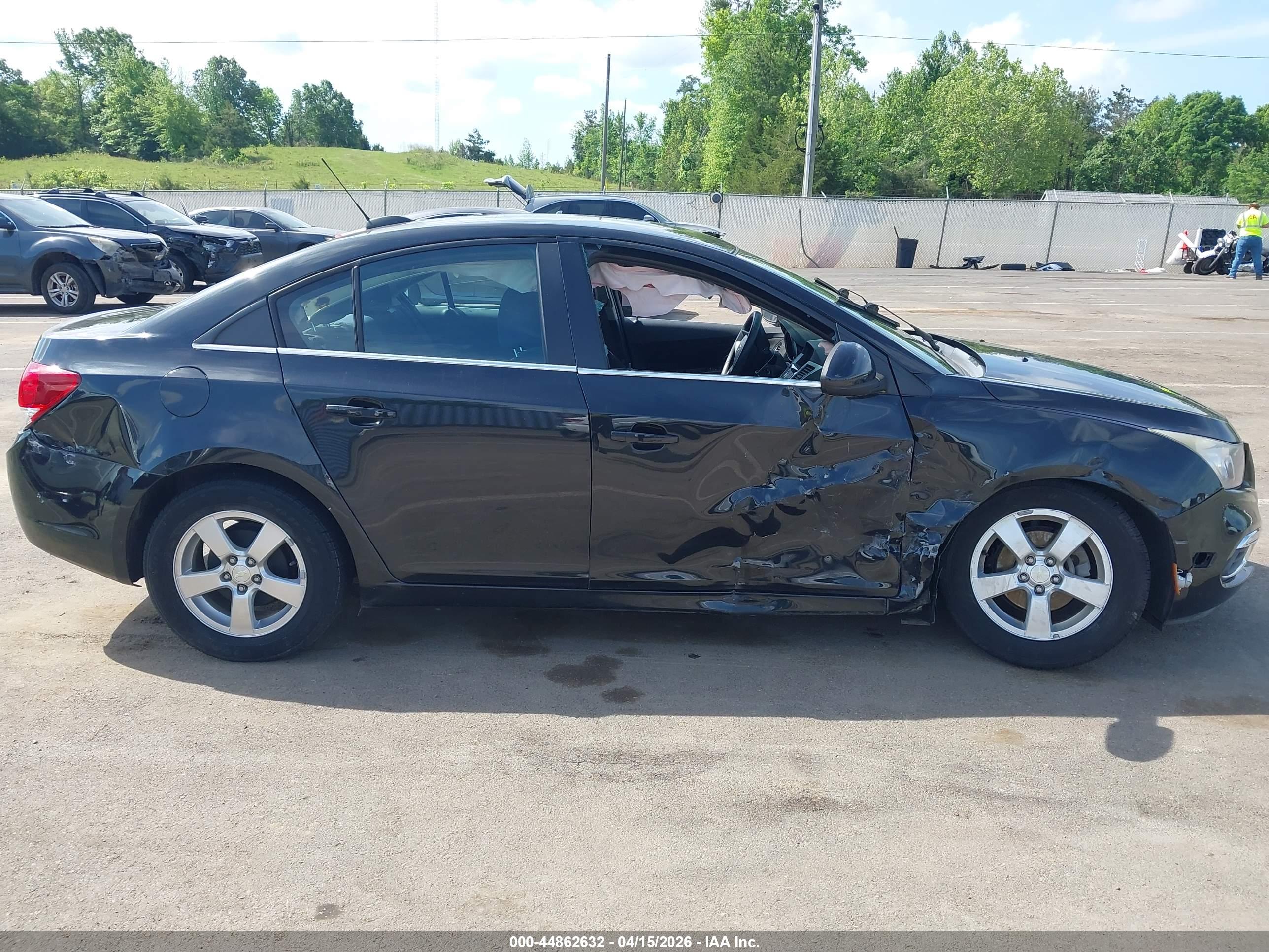 CHEVROLET CRUZE image 6