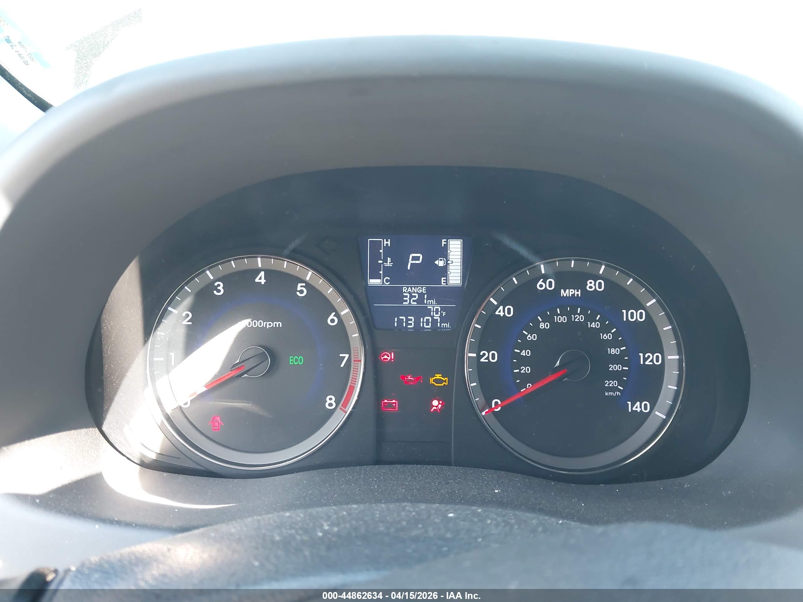 HYUNDAI ACCENT image 7