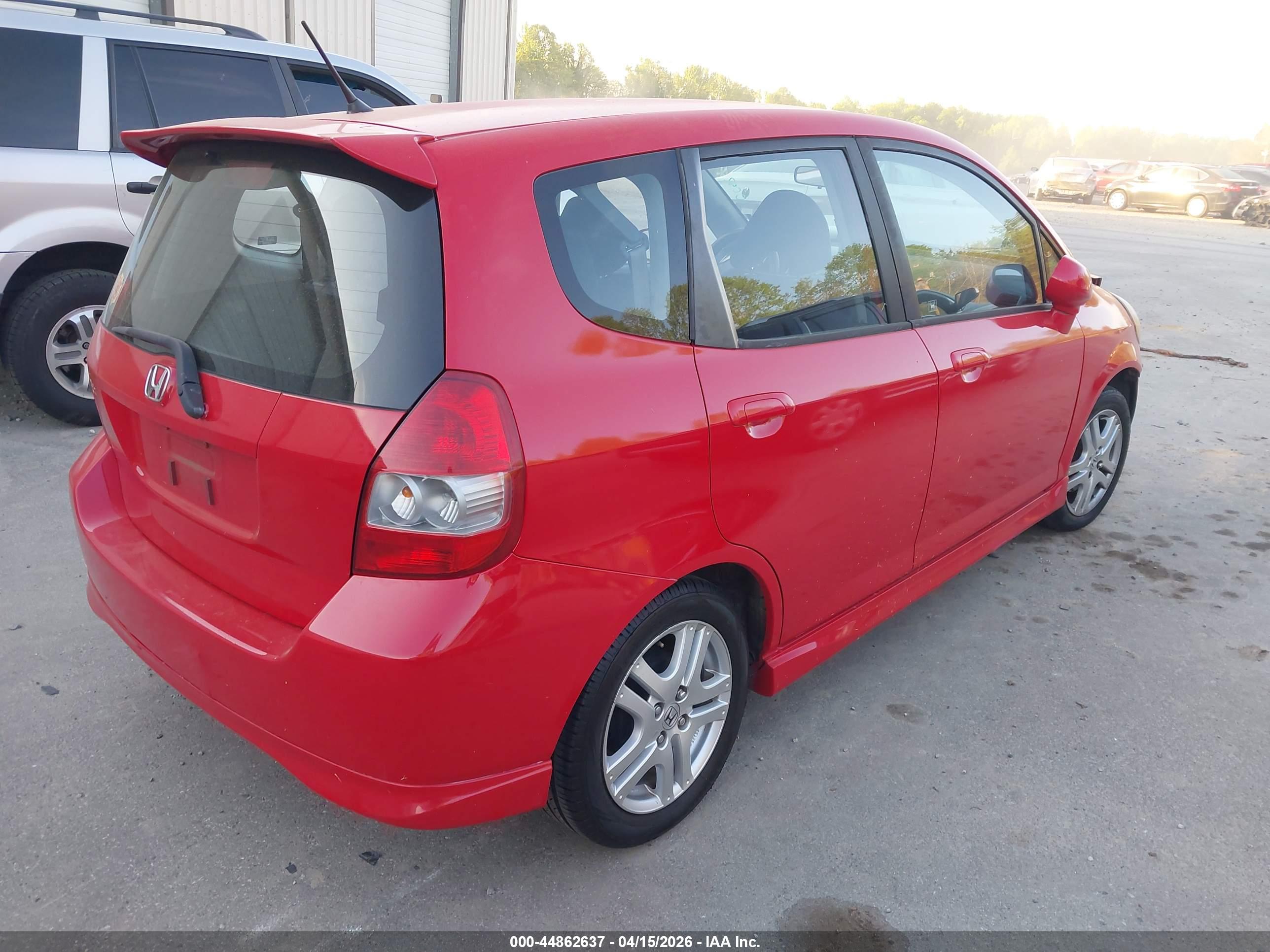 HONDA FIT image 4