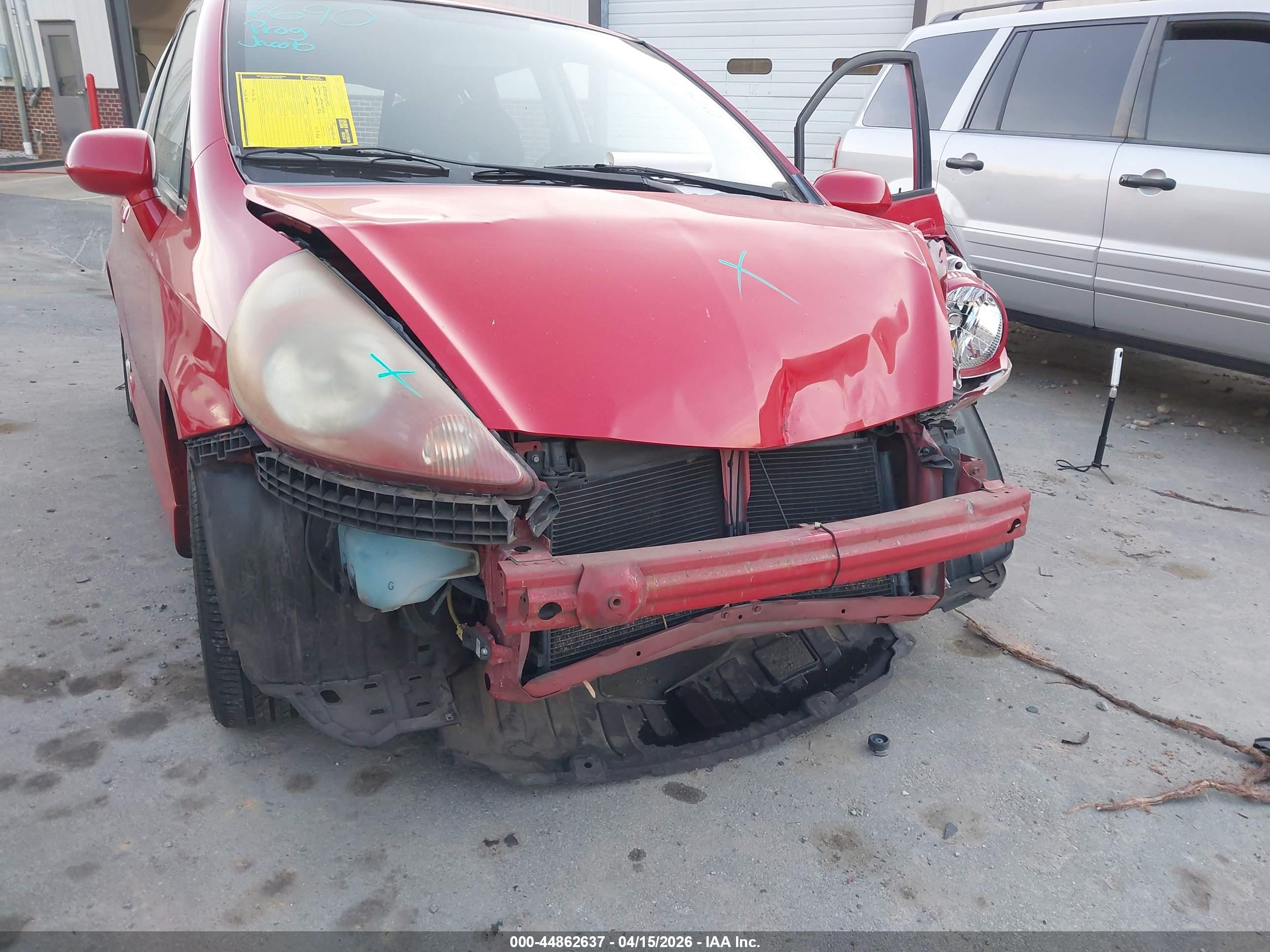 HONDA FIT image 6