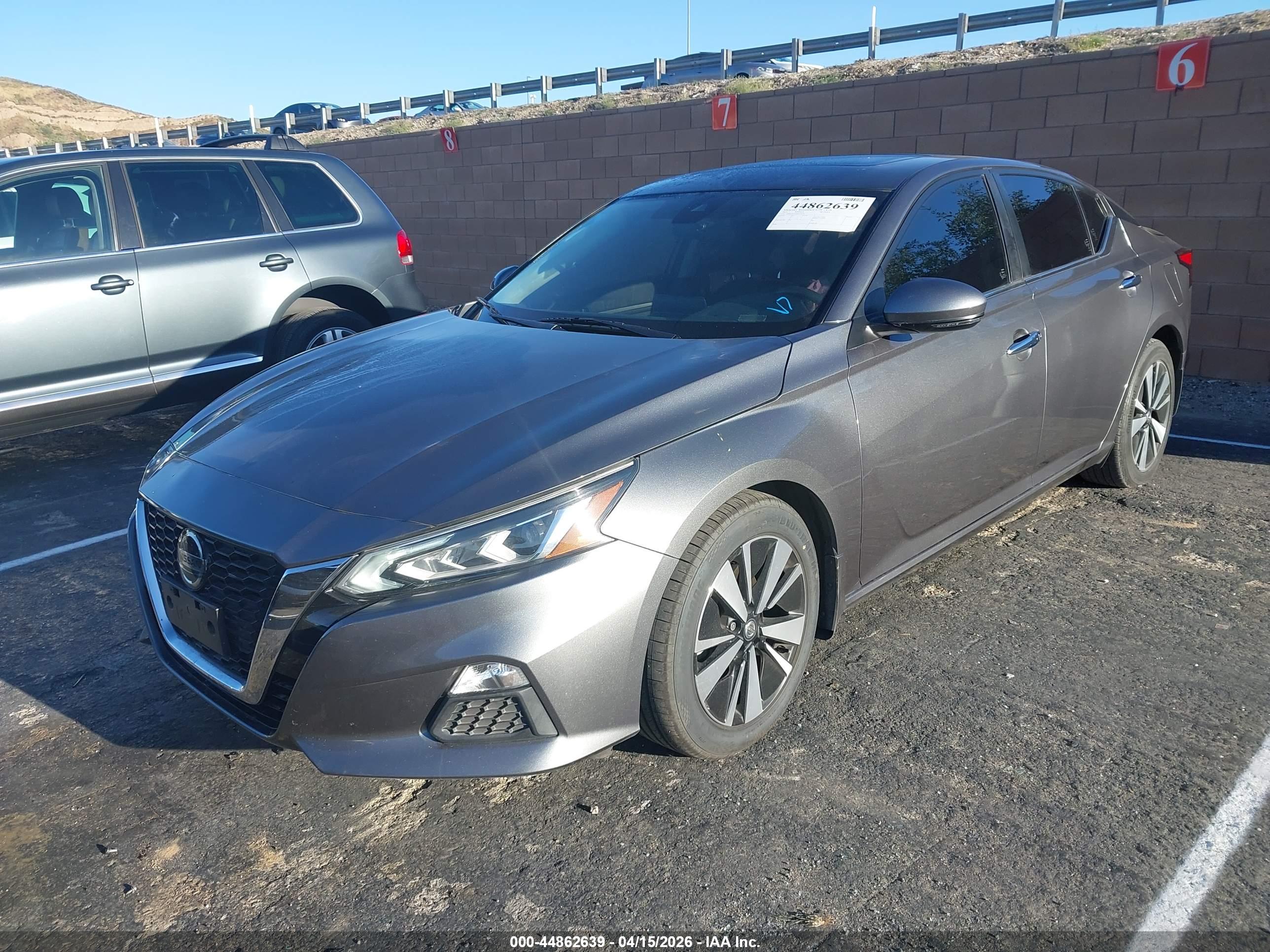 NISSAN ALTIMA image 2
