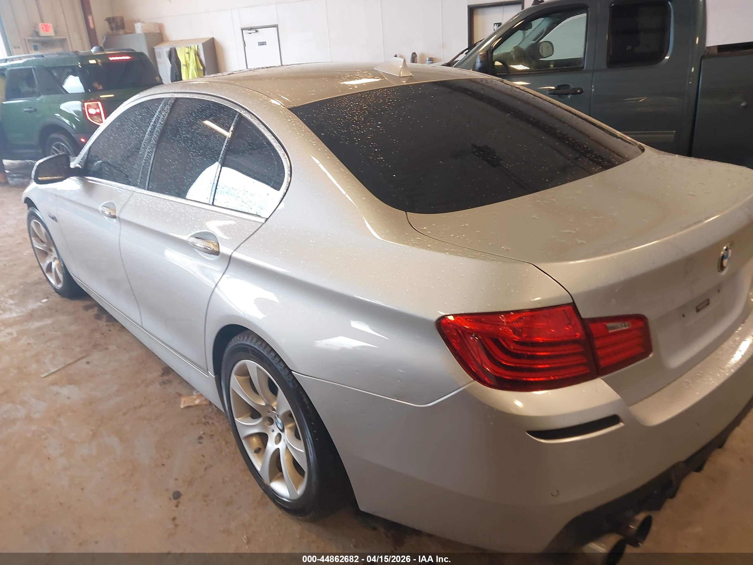 BMW 535I image 3