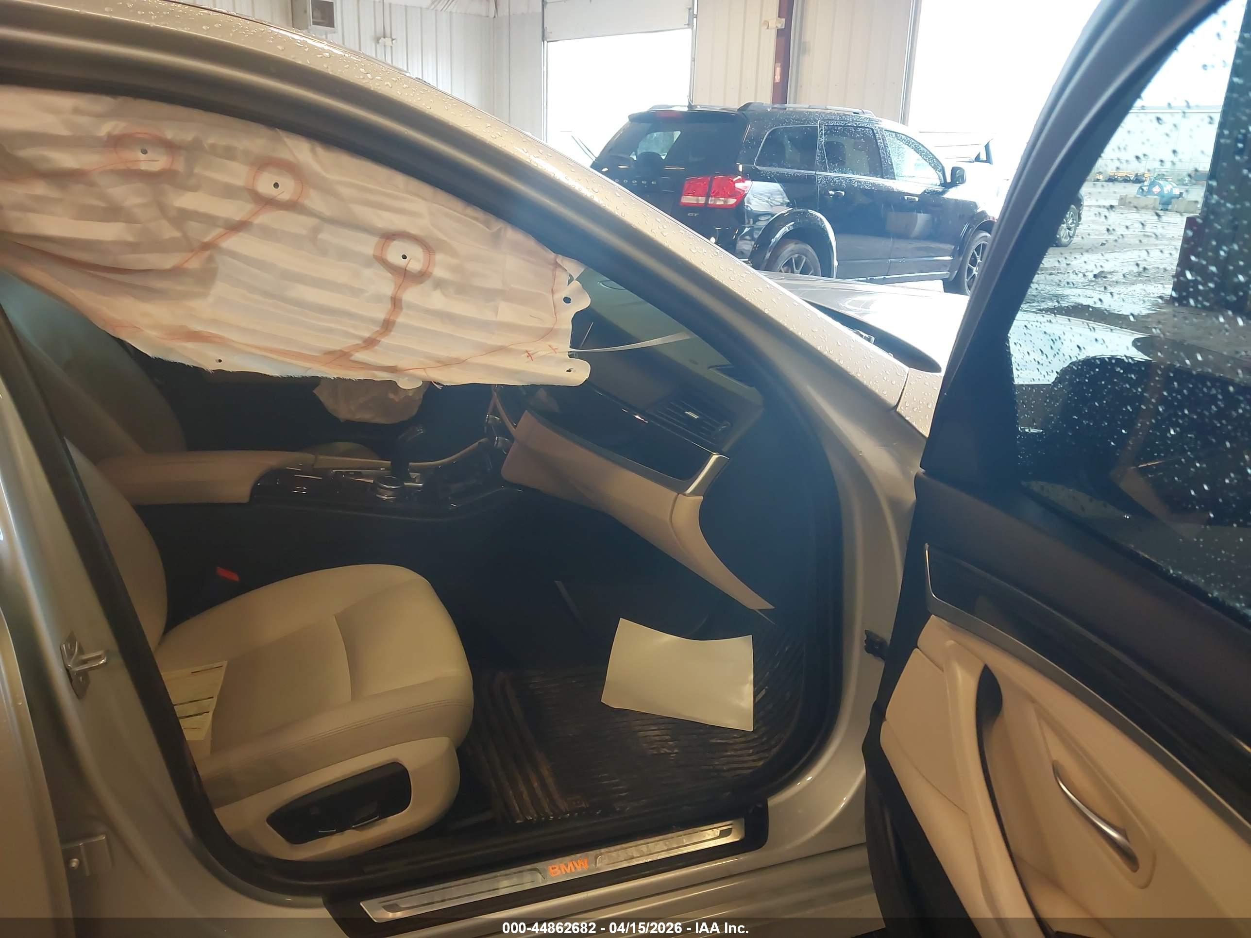 BMW 535I image 5