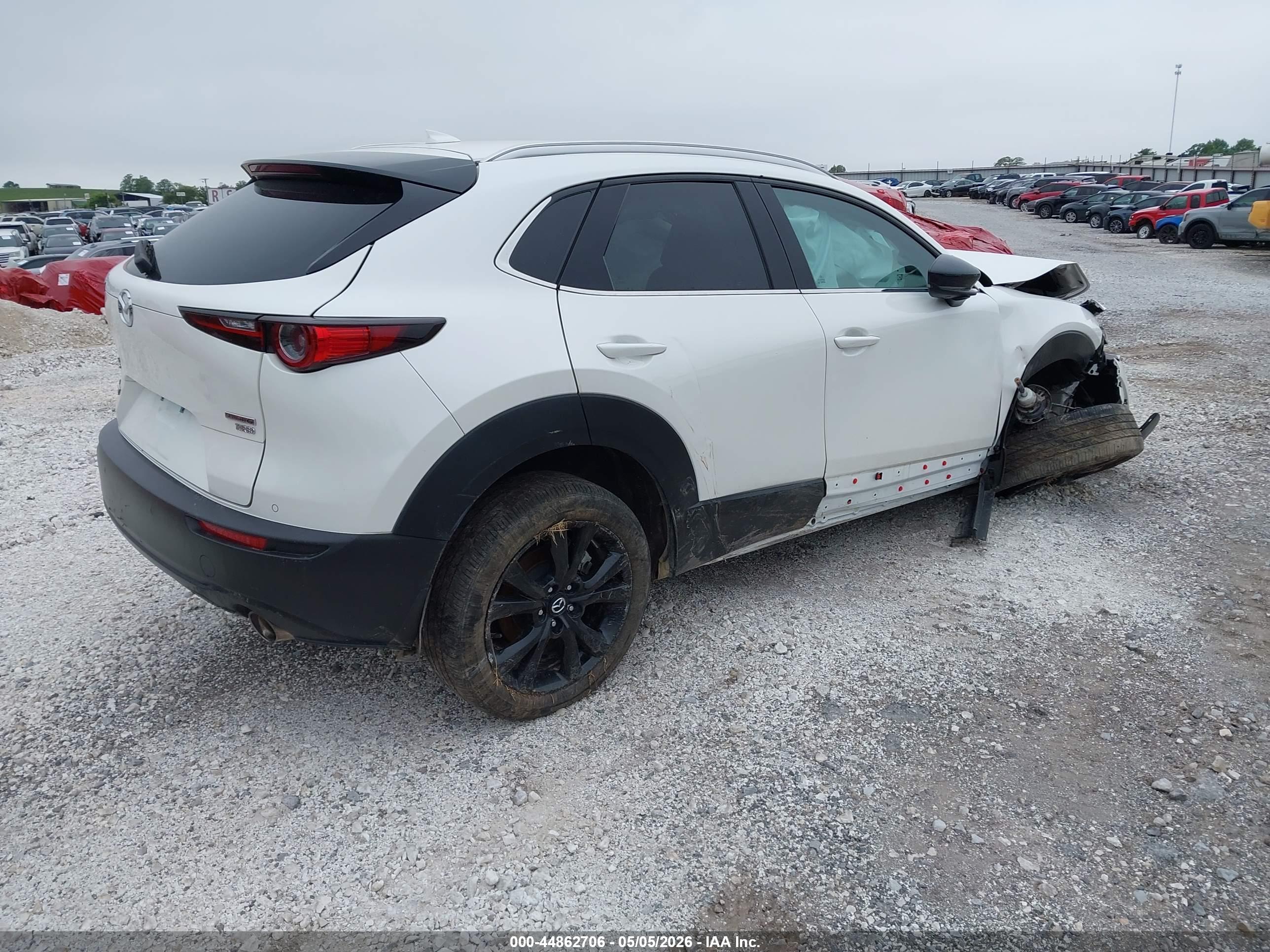 MAZDA CX-30 image 4