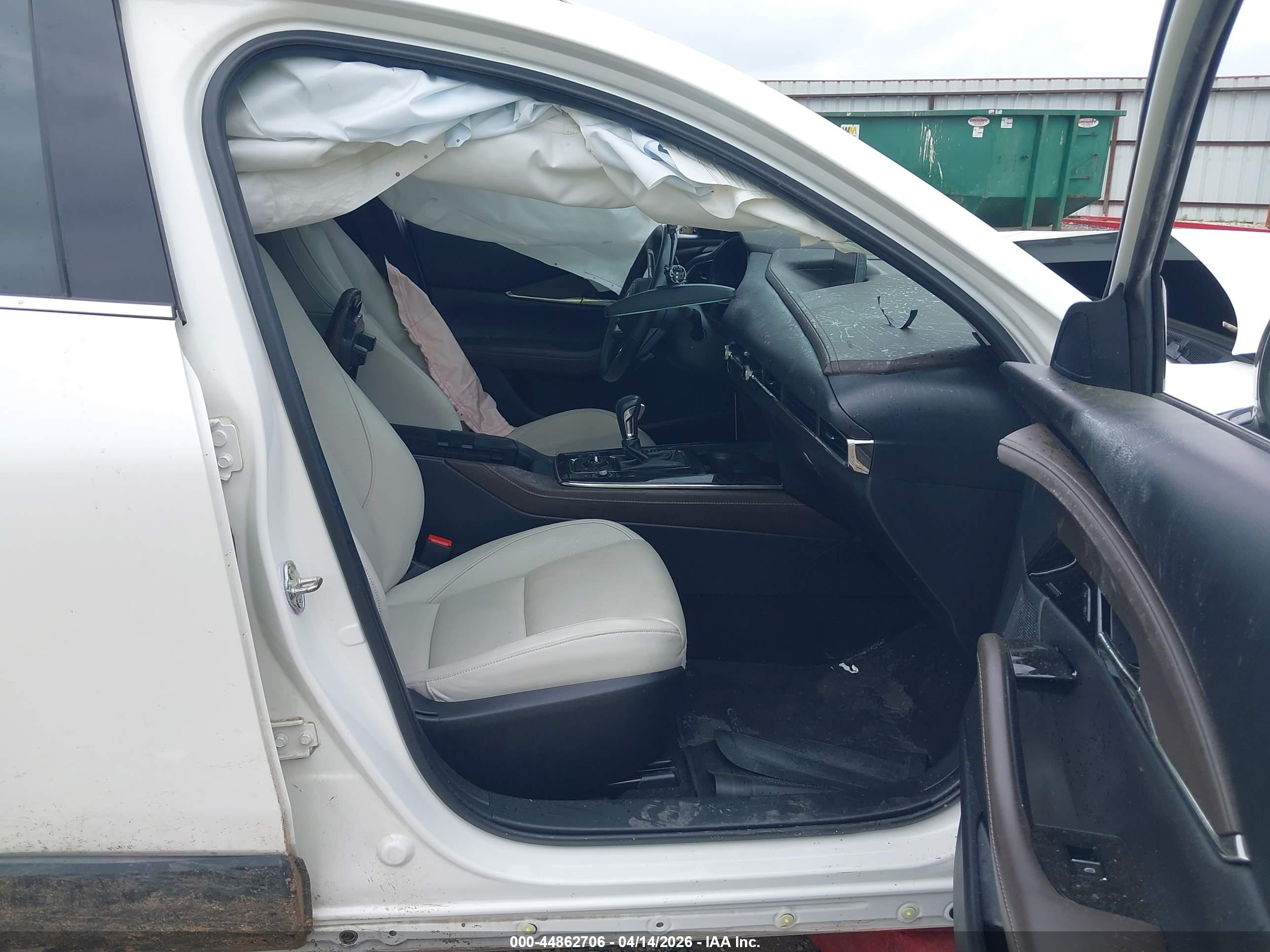 MAZDA CX-30 image 5