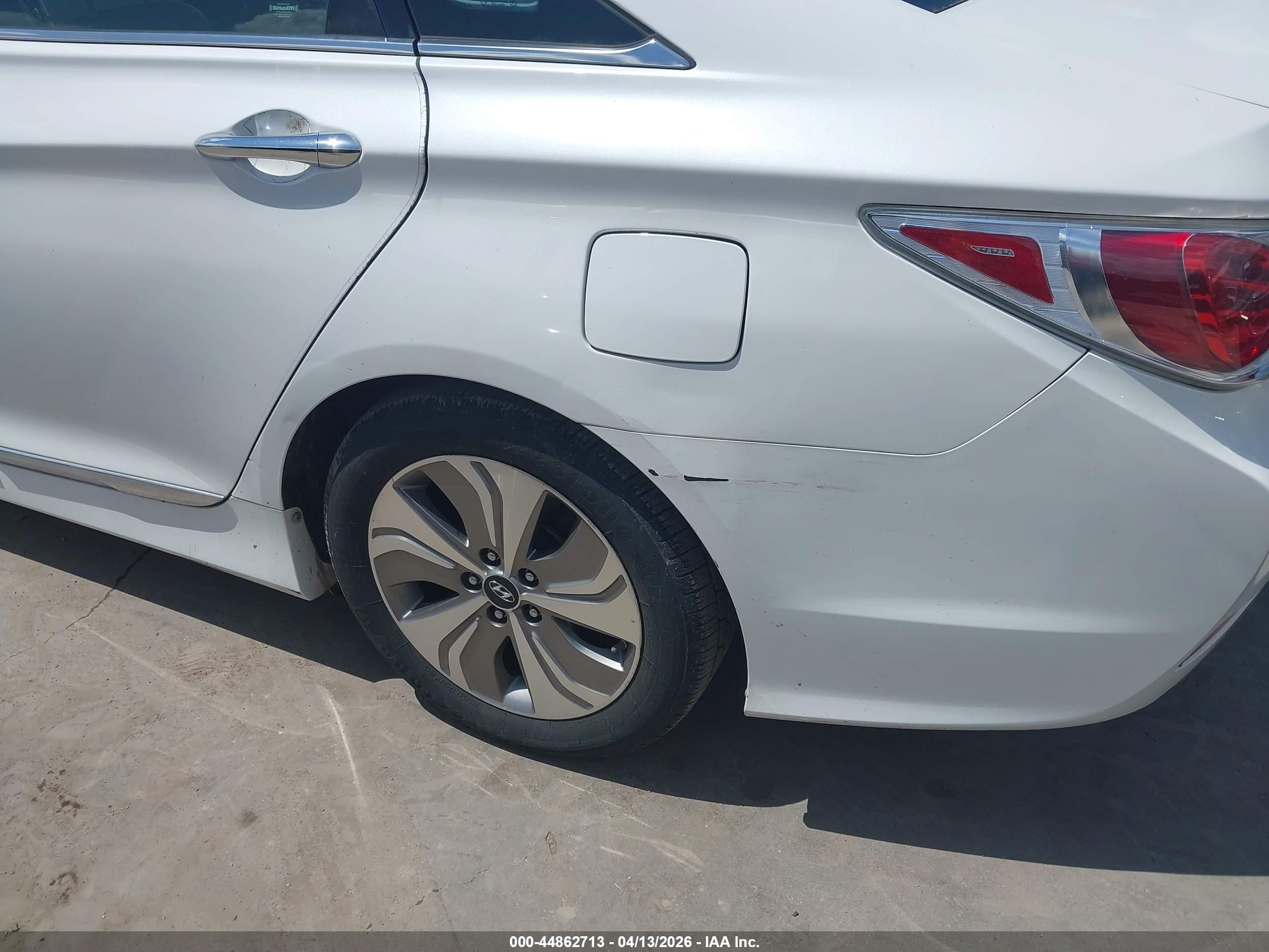 HYUNDAI SONATA image 6