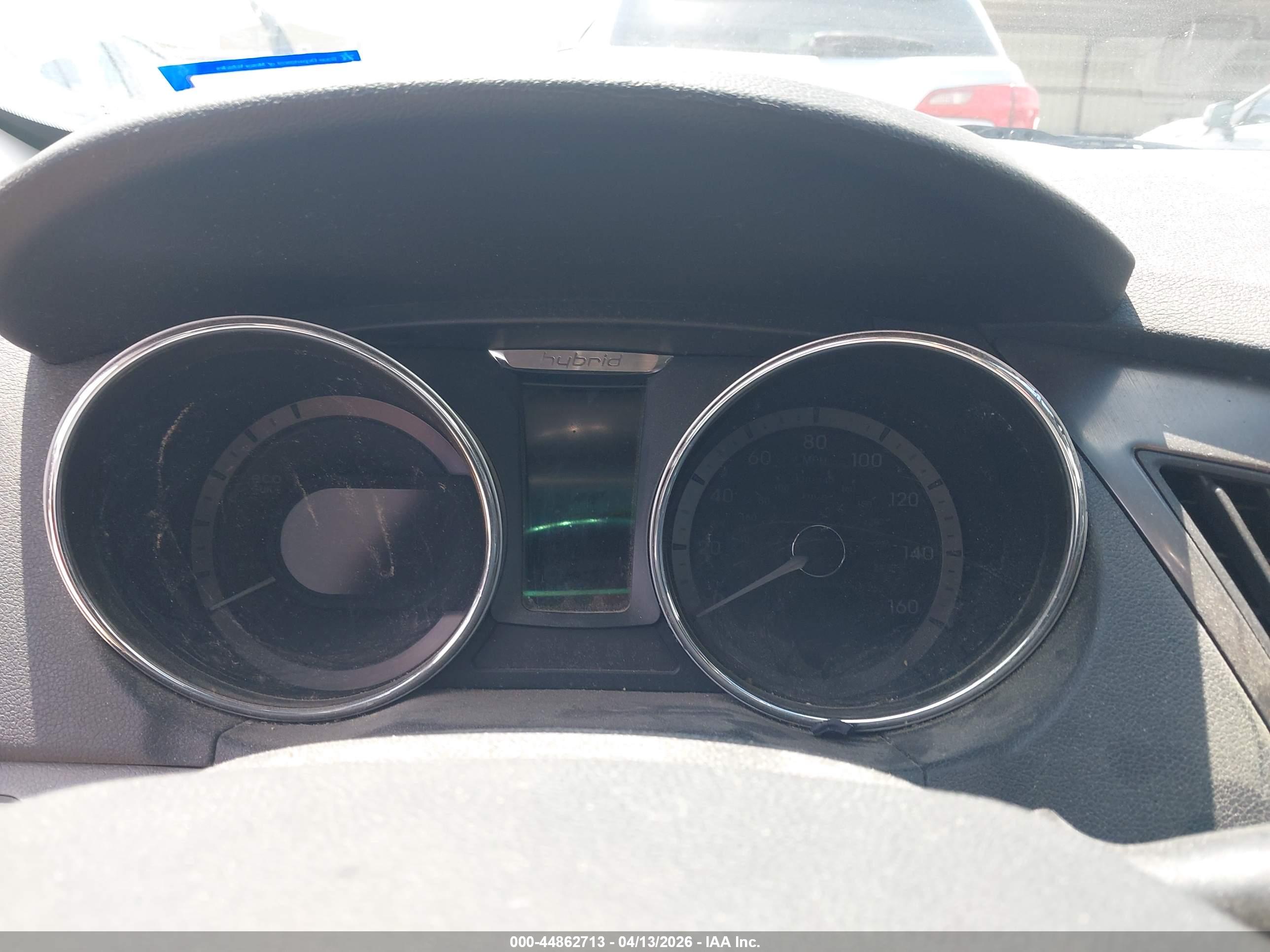 HYUNDAI SONATA image 7