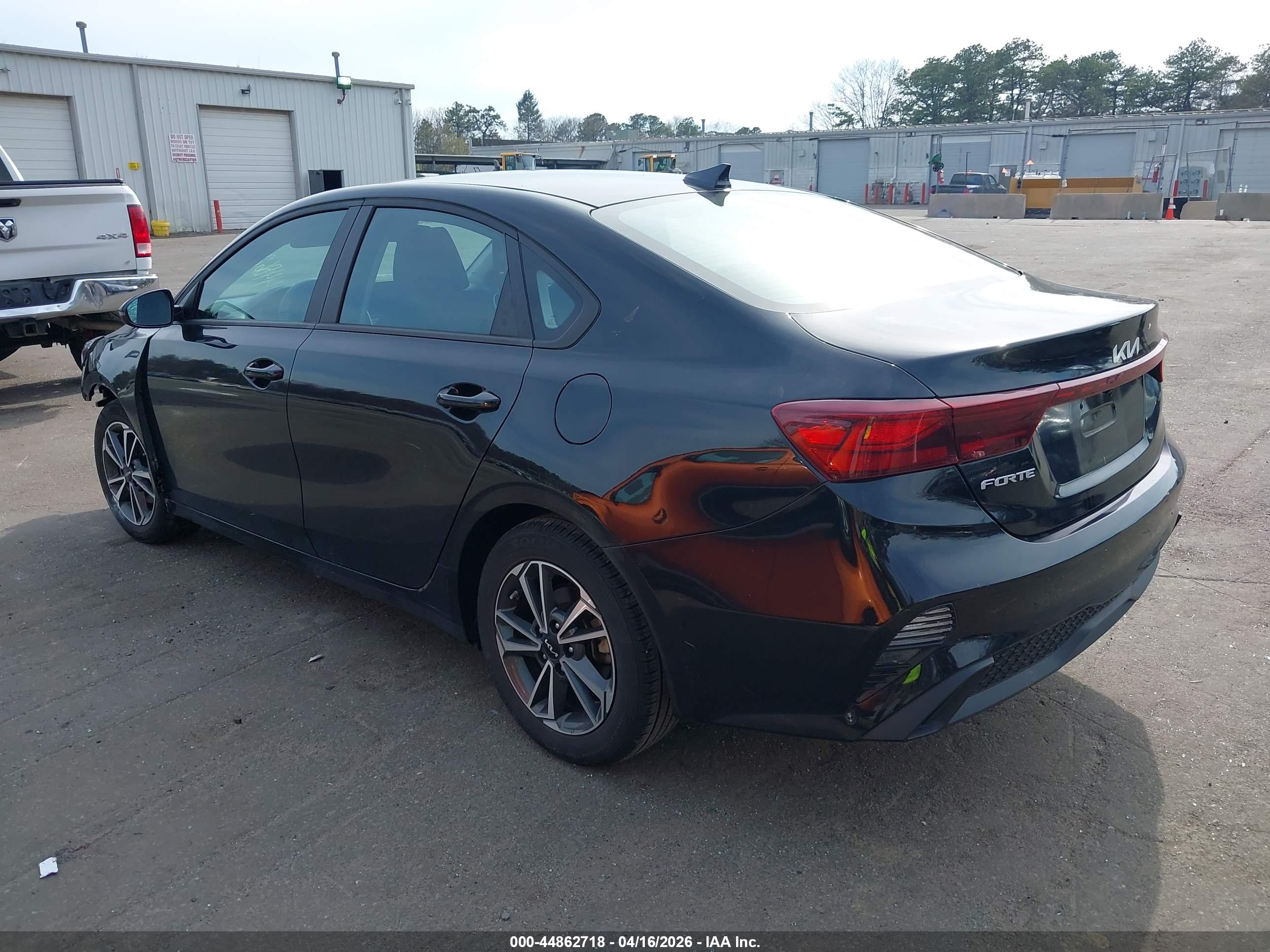 KIA FORTE image 3