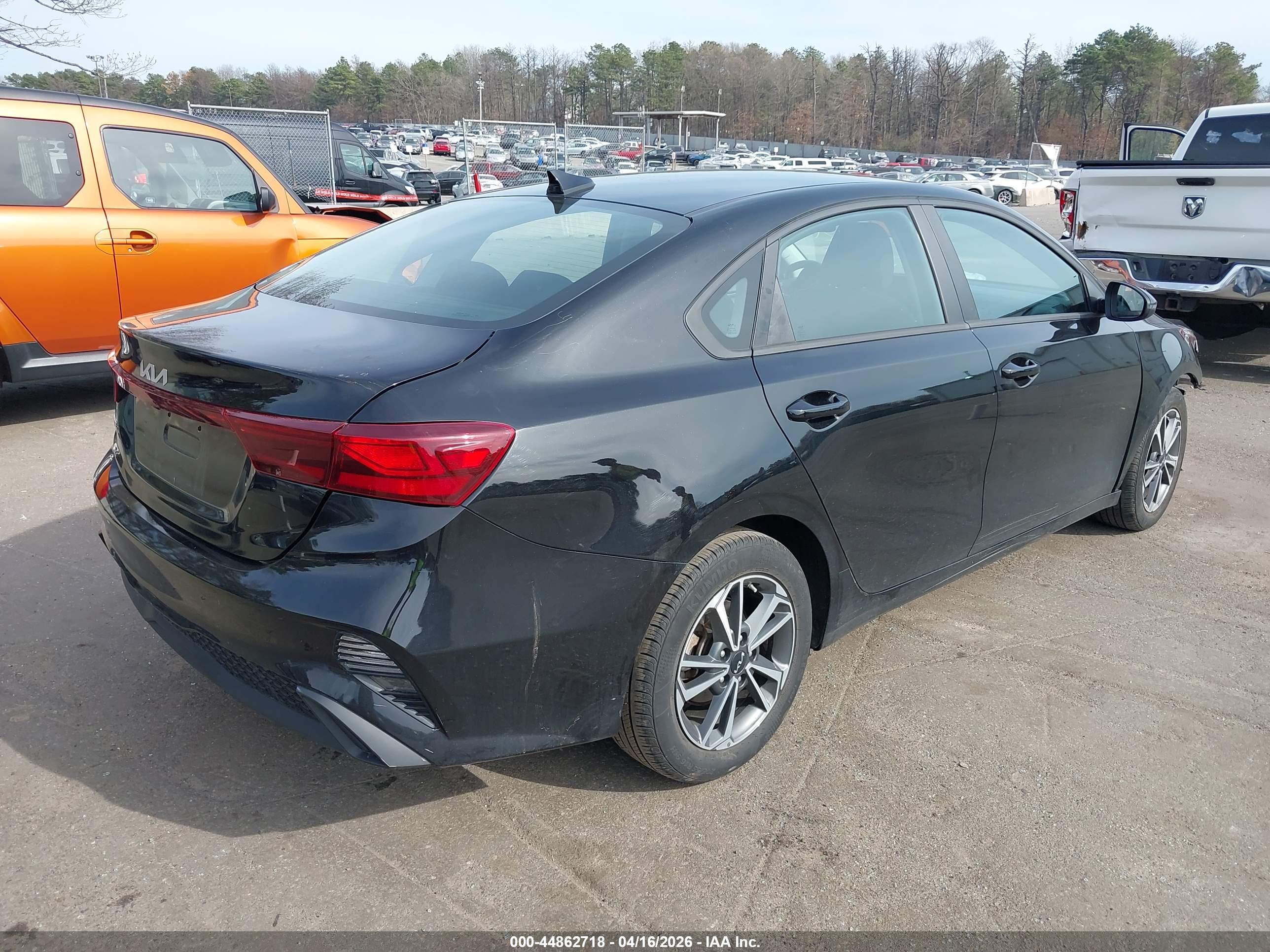 KIA FORTE image 4
