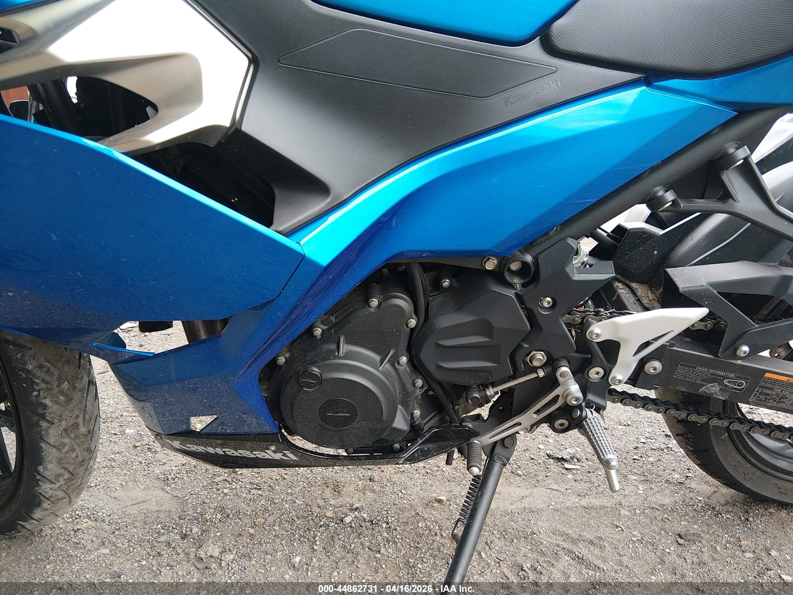 KAWASAKI EX400 image 9