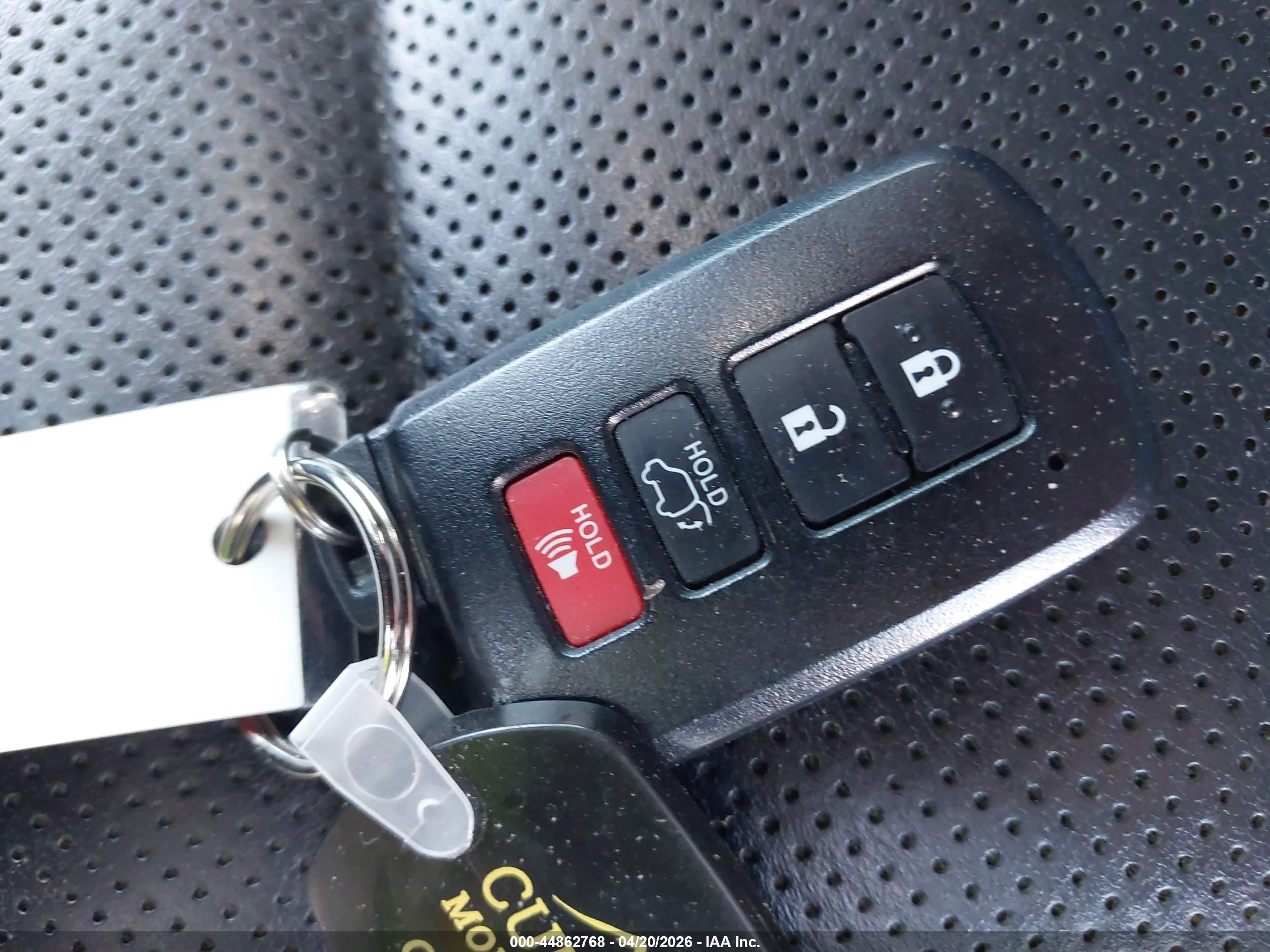 TOYOTA HIGHLANDER image 11