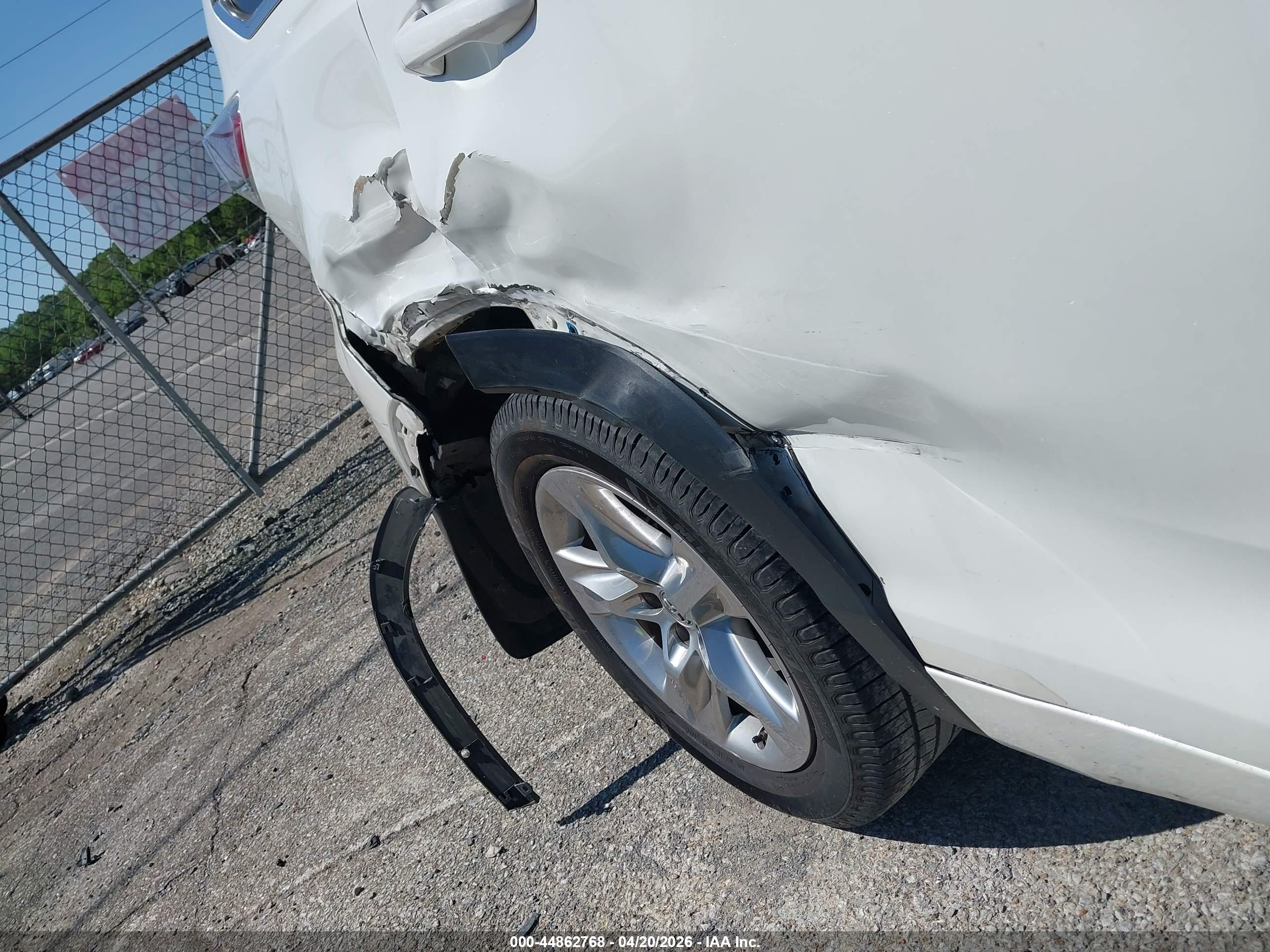 TOYOTA HIGHLANDER image 6