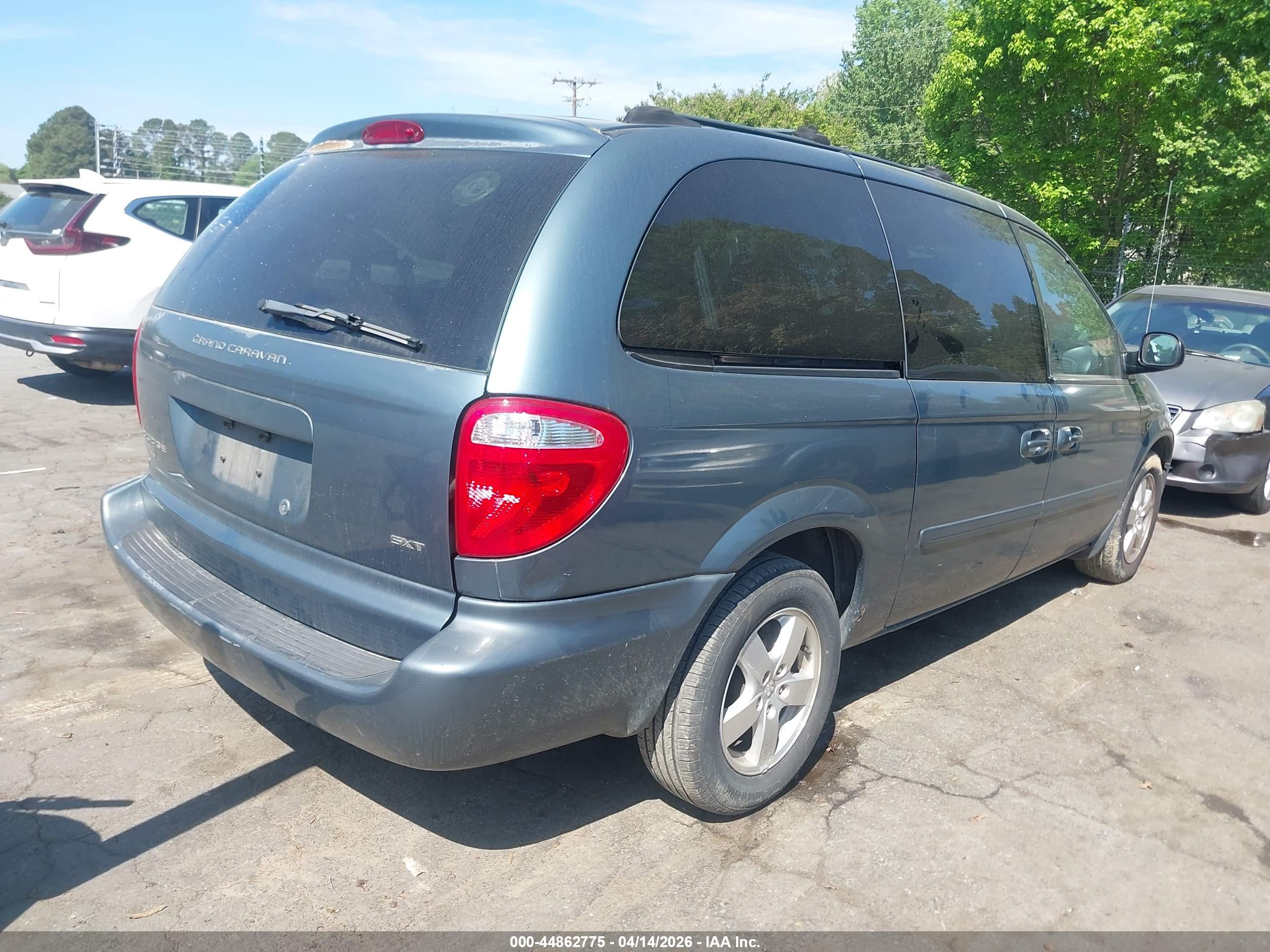 DODGE GRAND image 4