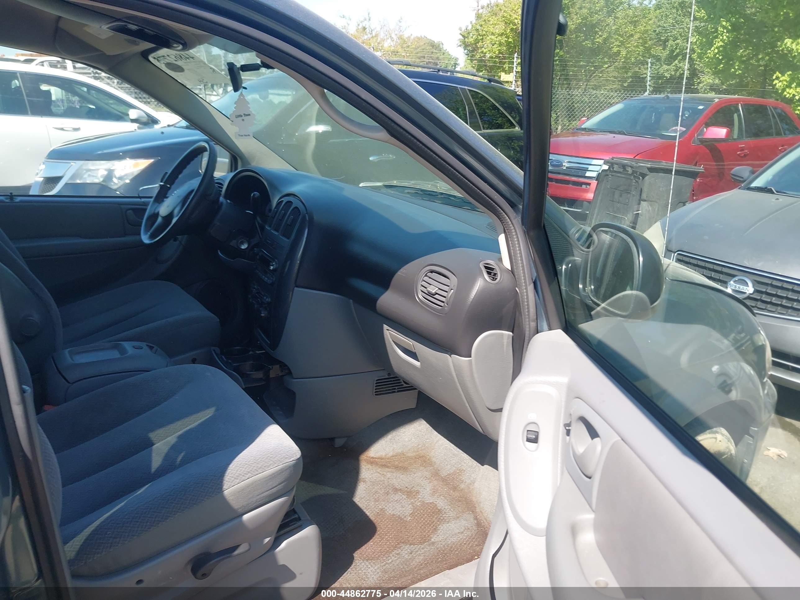 DODGE GRAND image 5