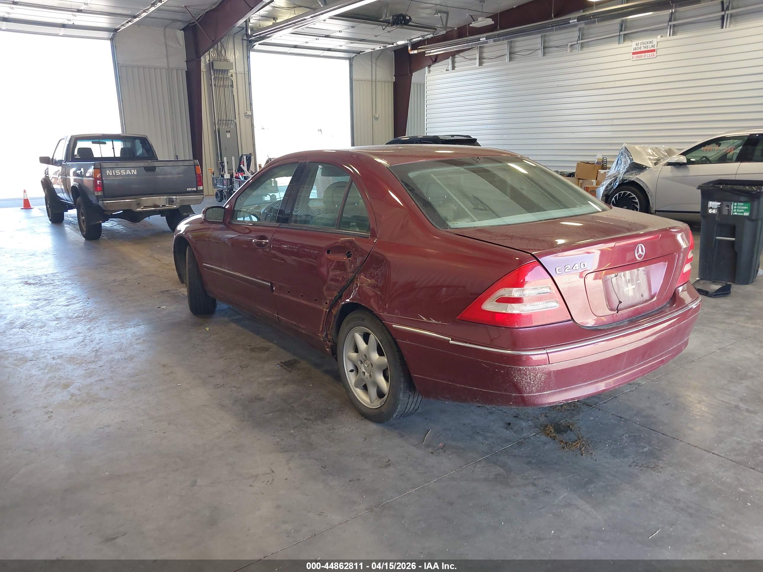 MERCEDES-BENZ C image 3