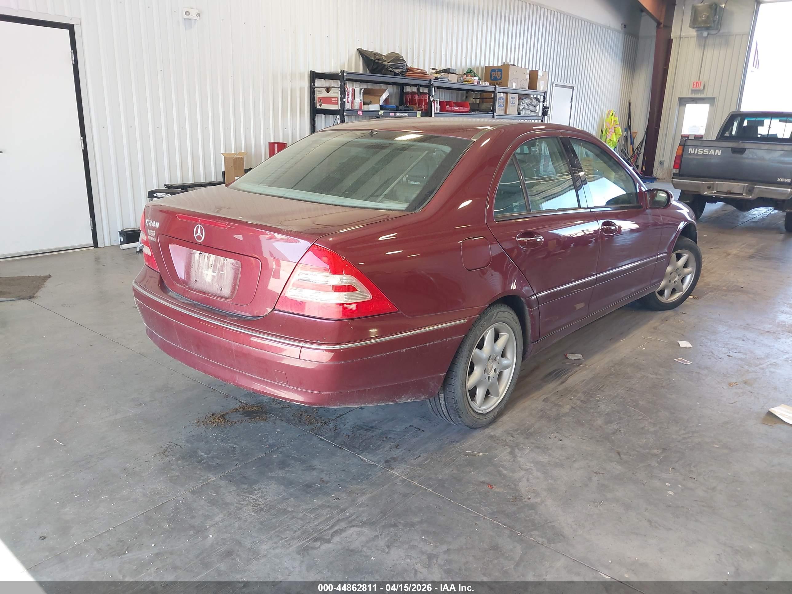 MERCEDES-BENZ C image 4