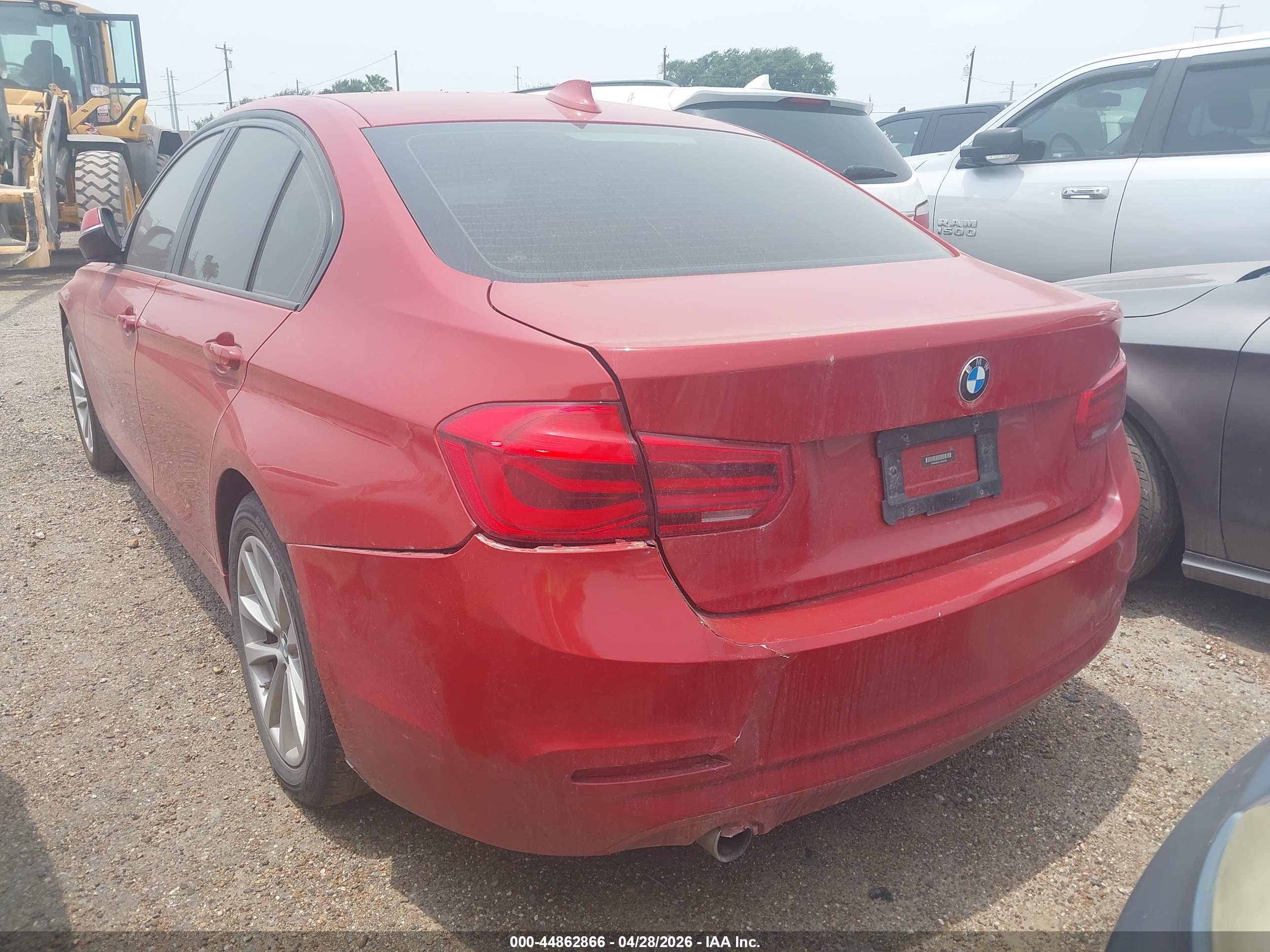 BMW 320I image 3
