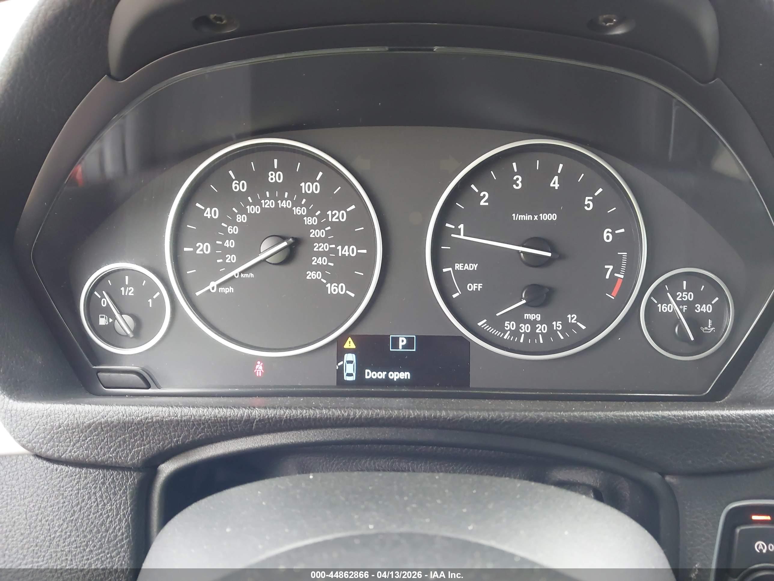 BMW 320I image 7