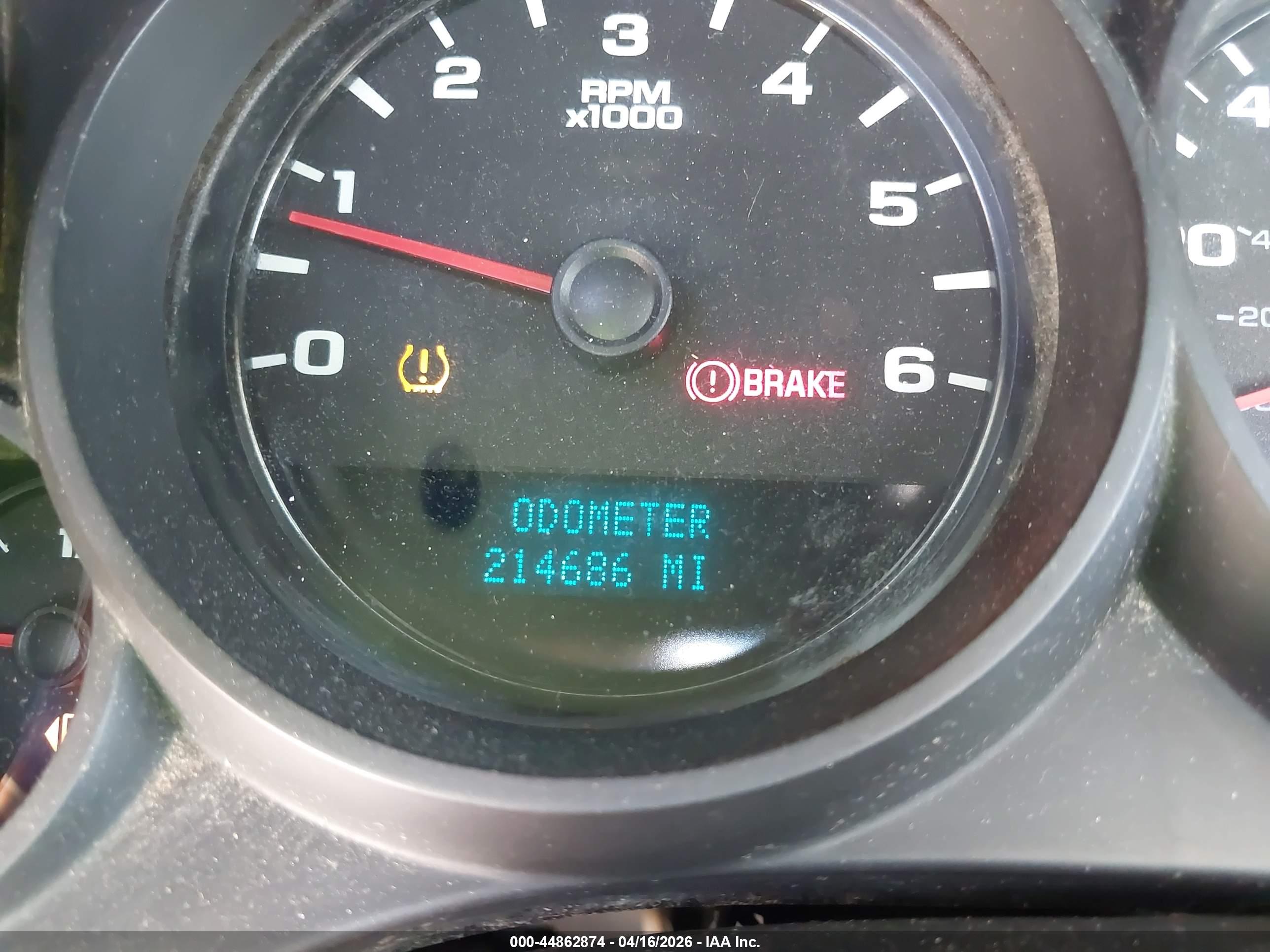 CHEVROLET SILVERADO image 7