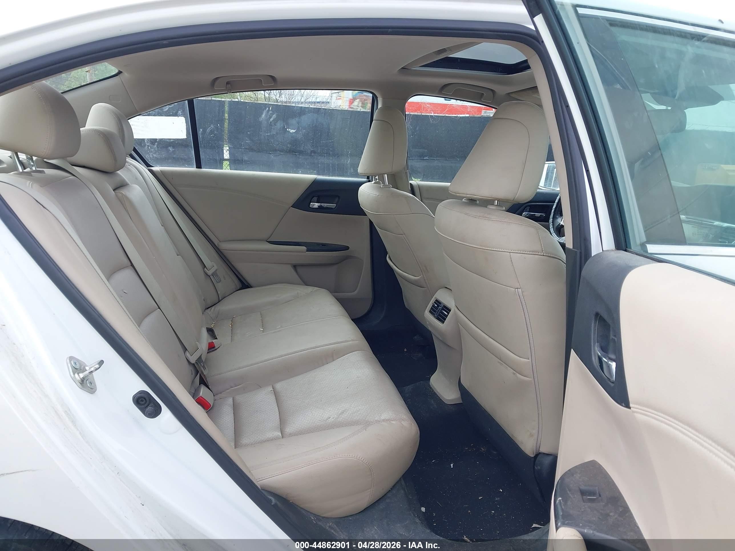 HONDA ACCORD image 8