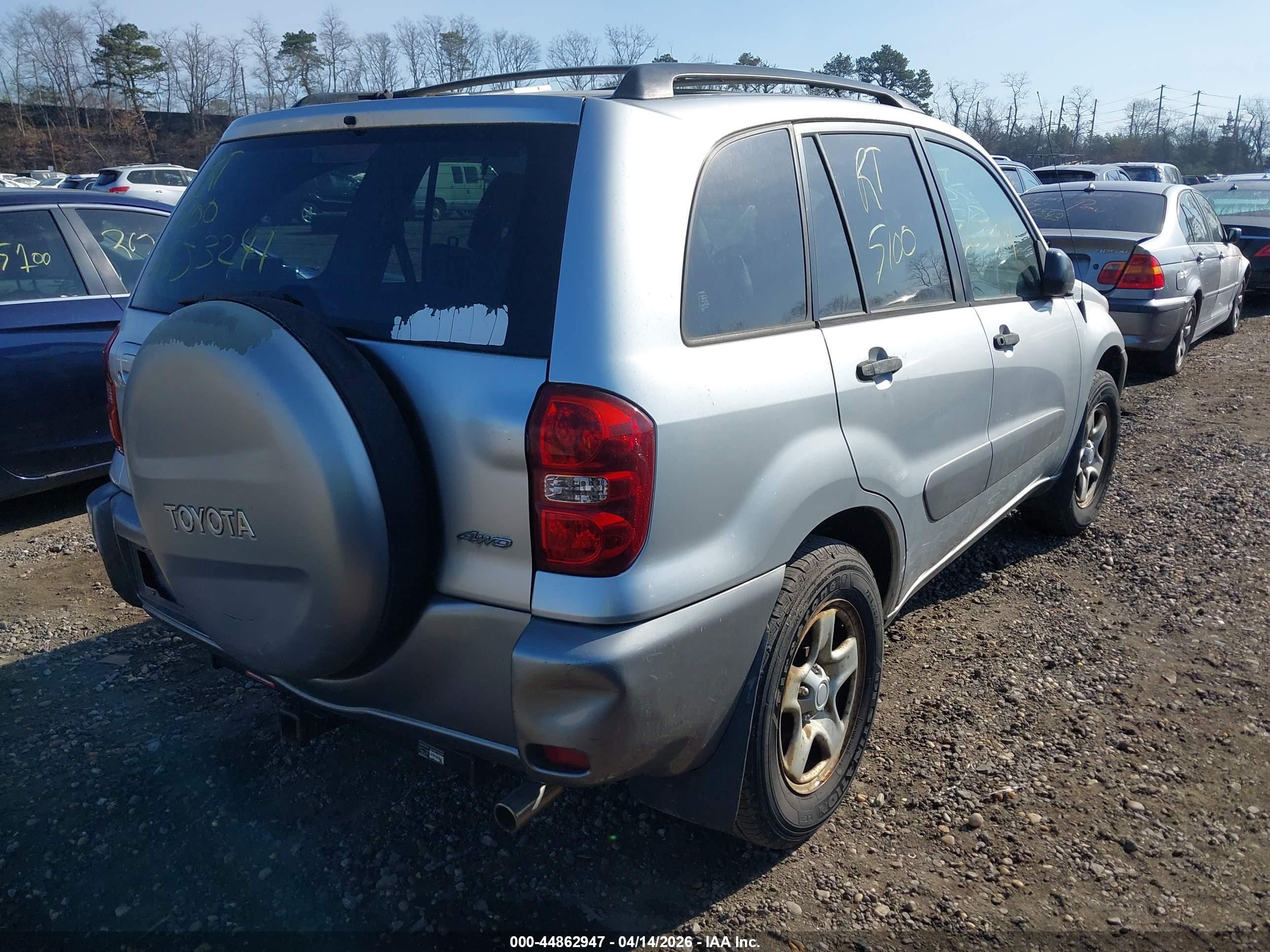 TOYOTA RAV4 image 4