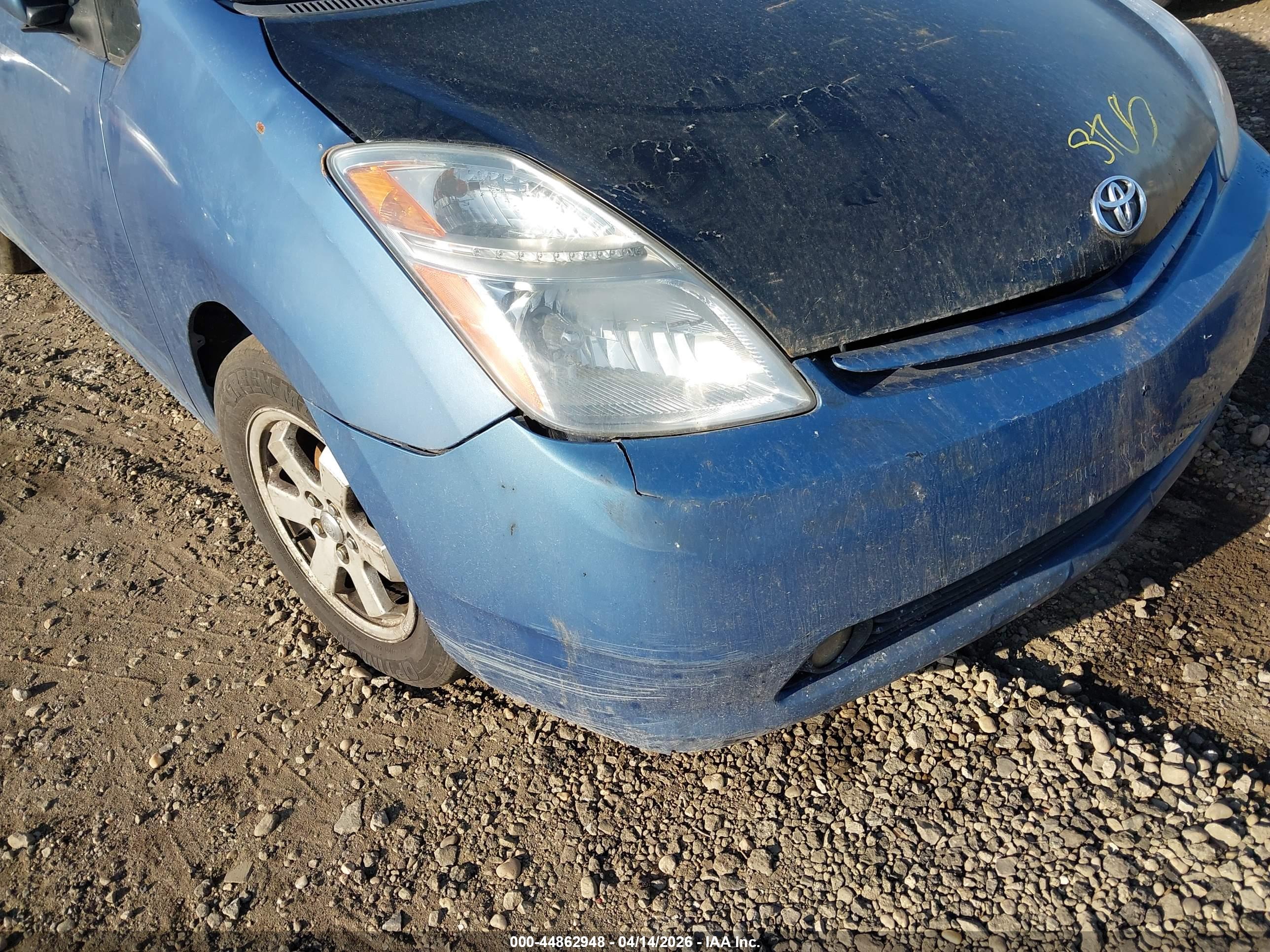 TOYOTA PRIUS image 6