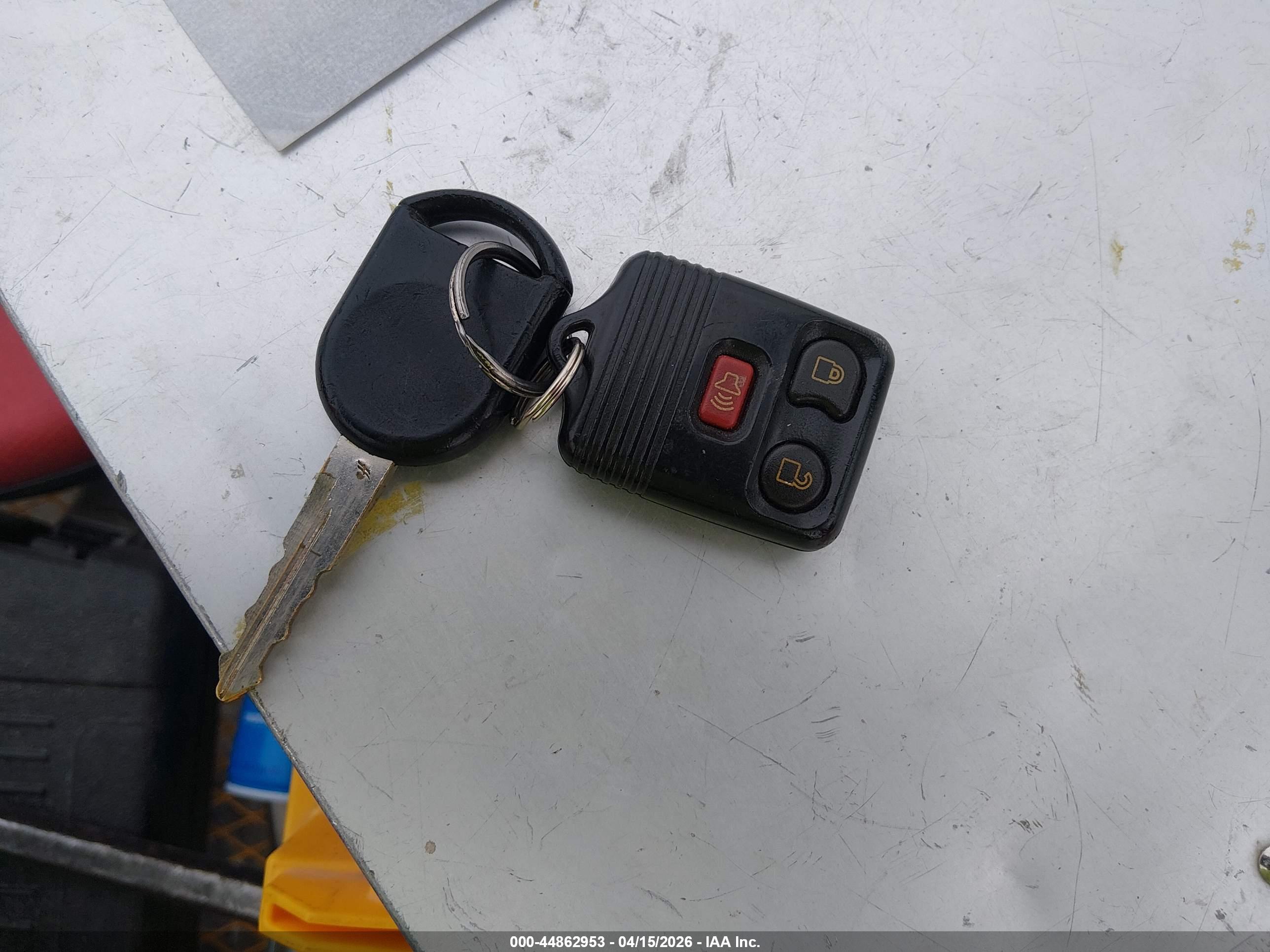 FORD ESCAPE image 11