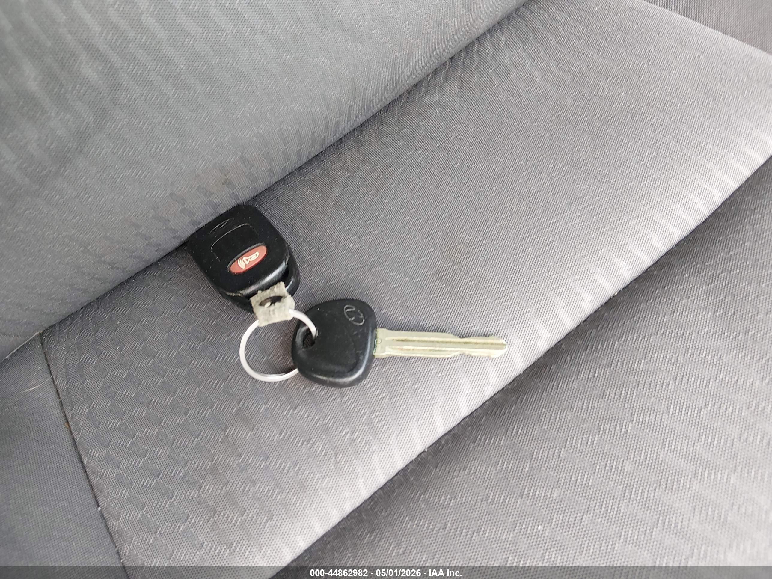 HYUNDAI ELANTRA image 11