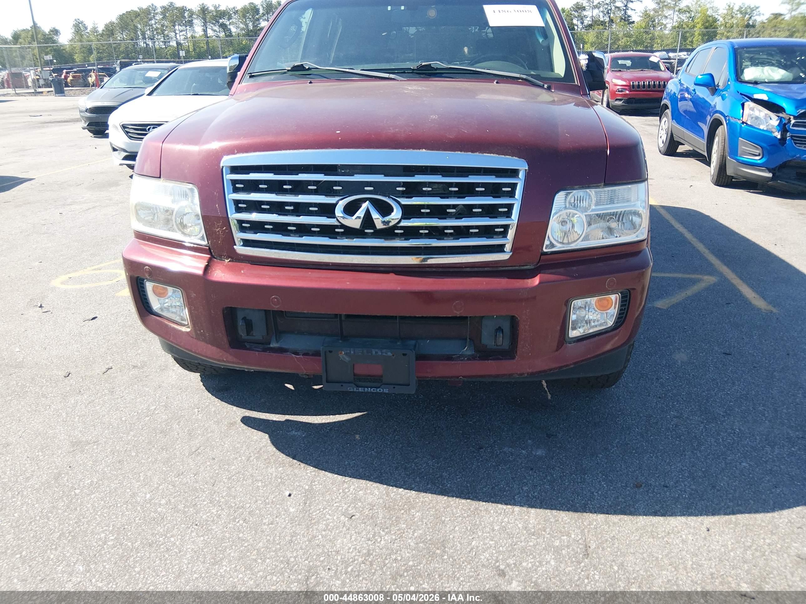 INFINITI QX56 image 6
