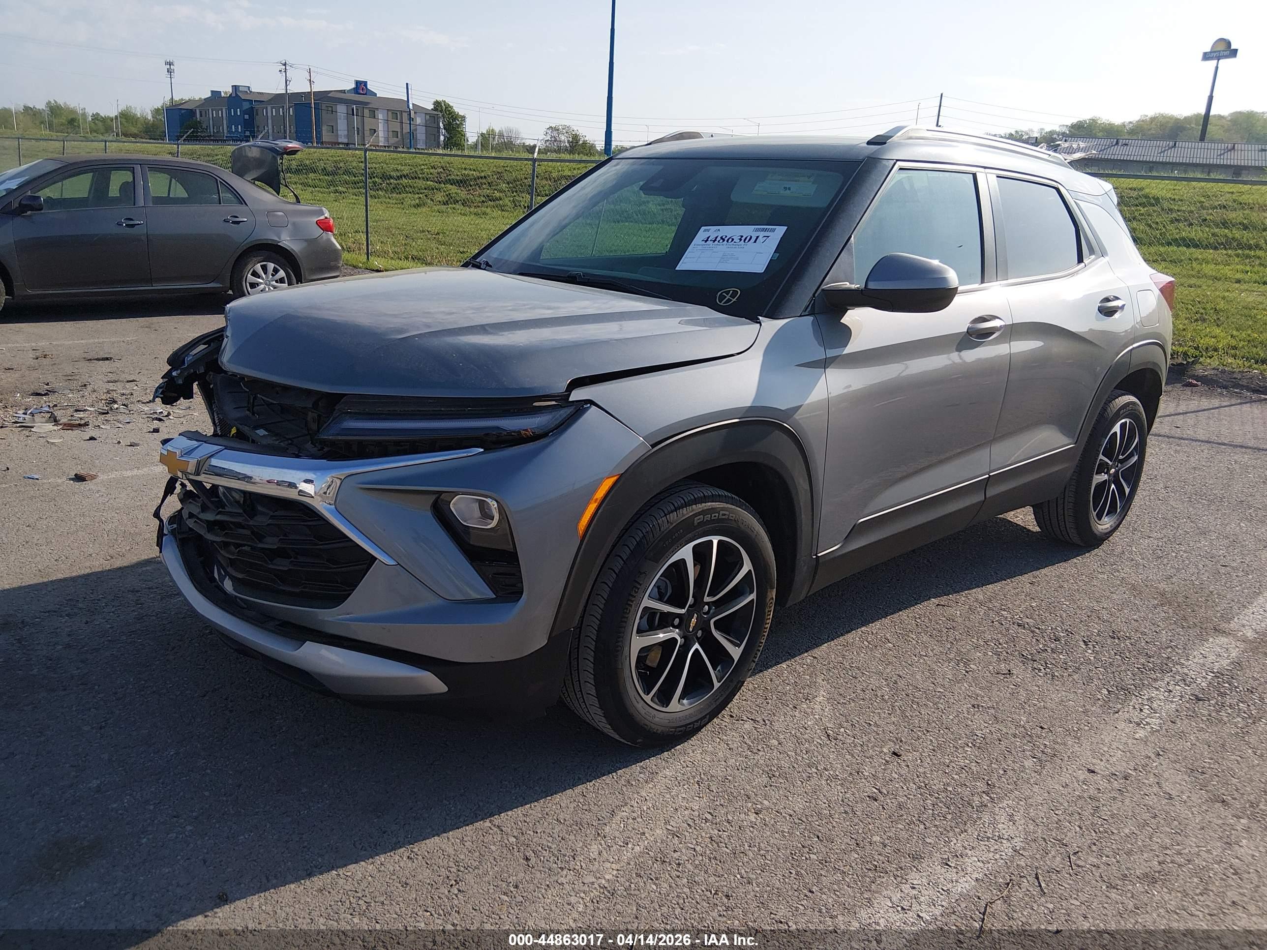 CHEVROLET TRAILBLAZER image 2
