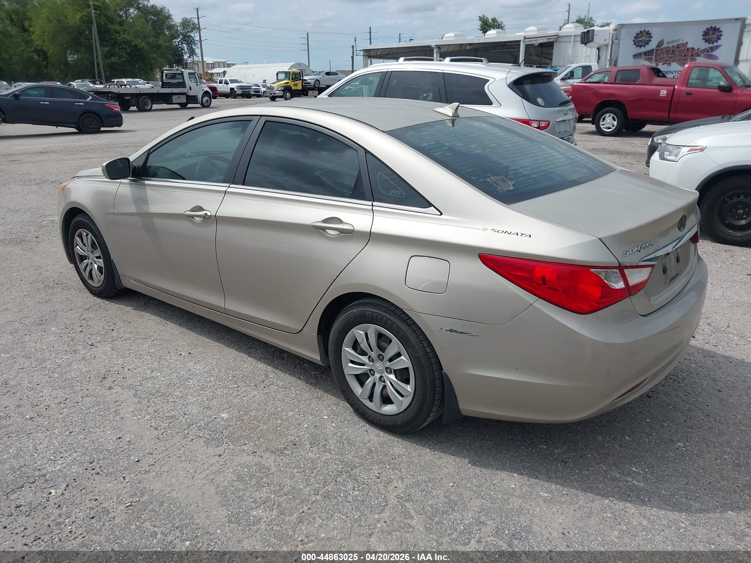 HYUNDAI SONATA image 3