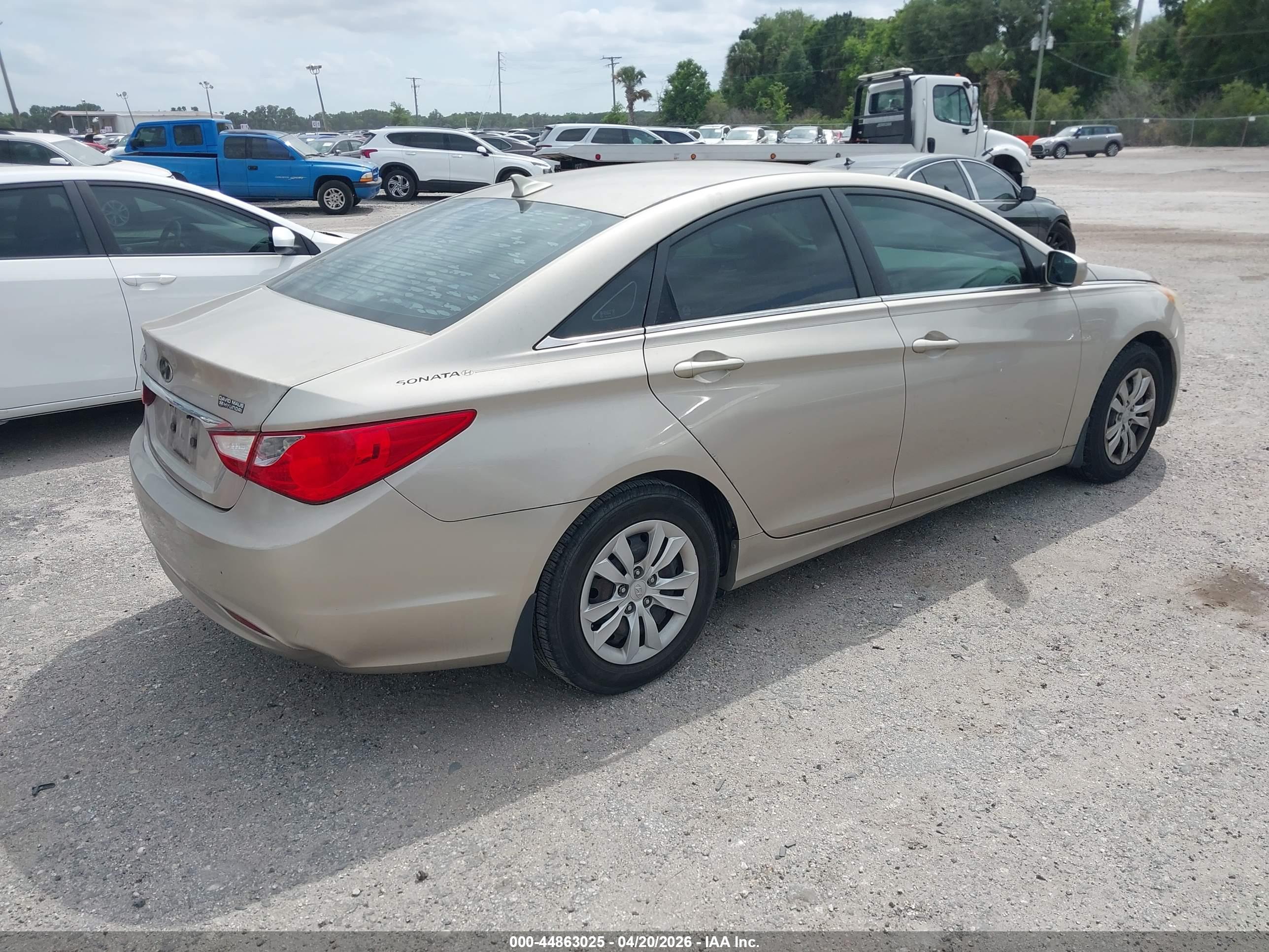 HYUNDAI SONATA image 4