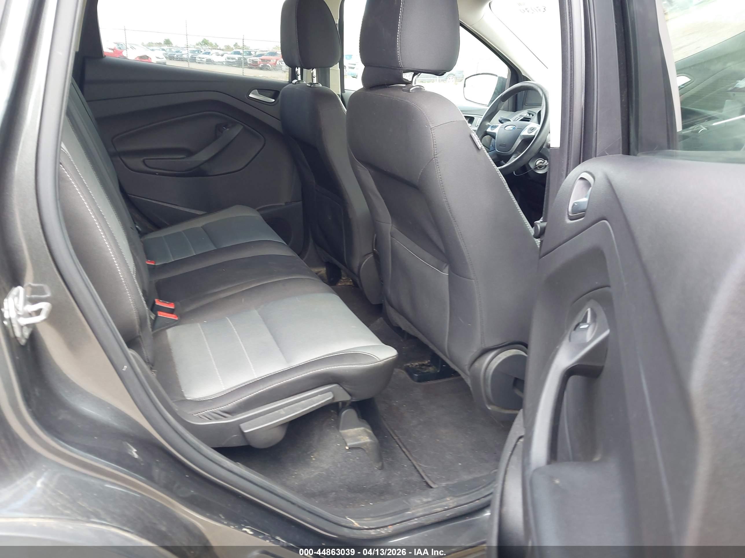 FORD ESCAPE image 8