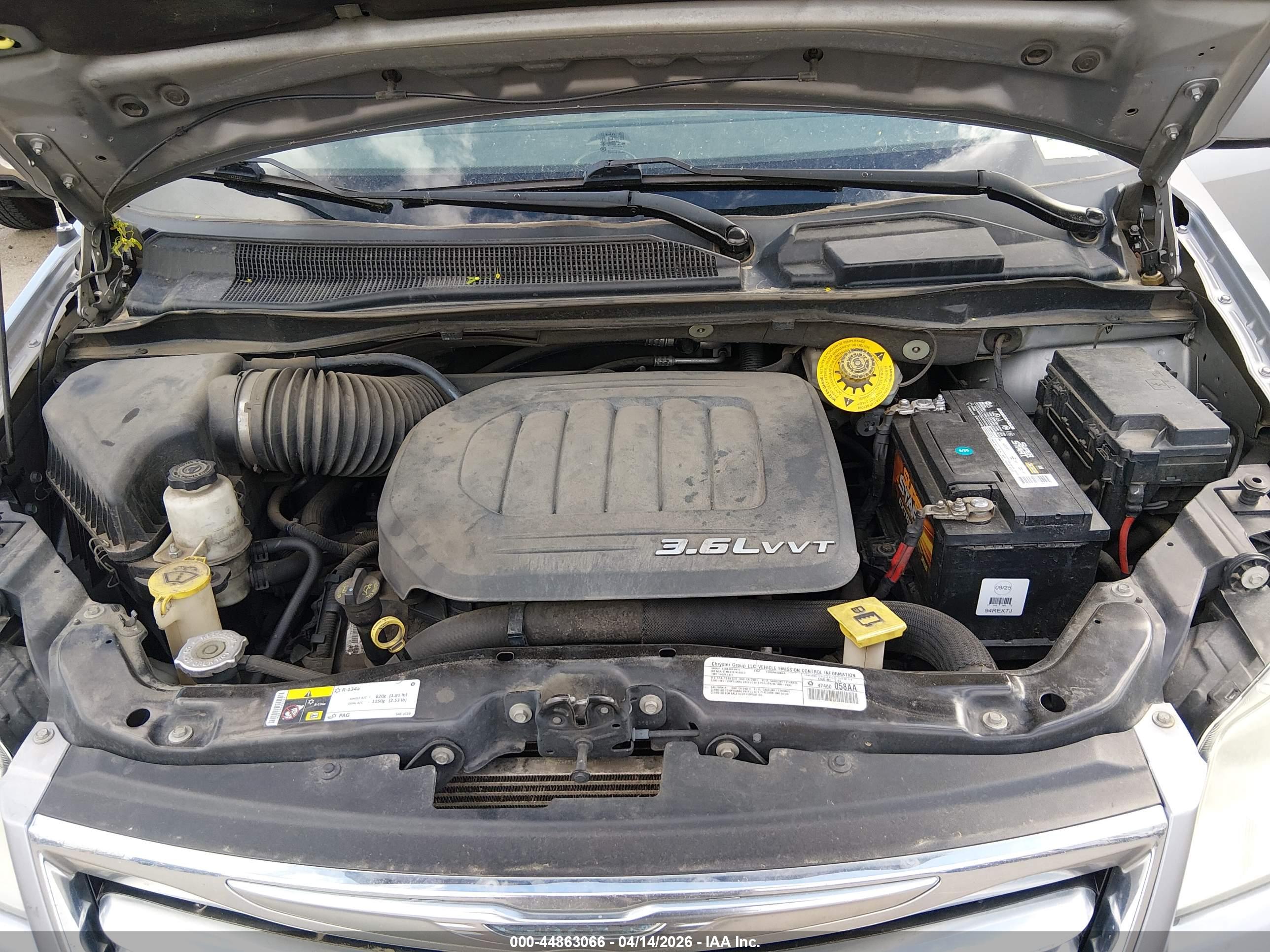 CHRYSLER TOWN image 10
