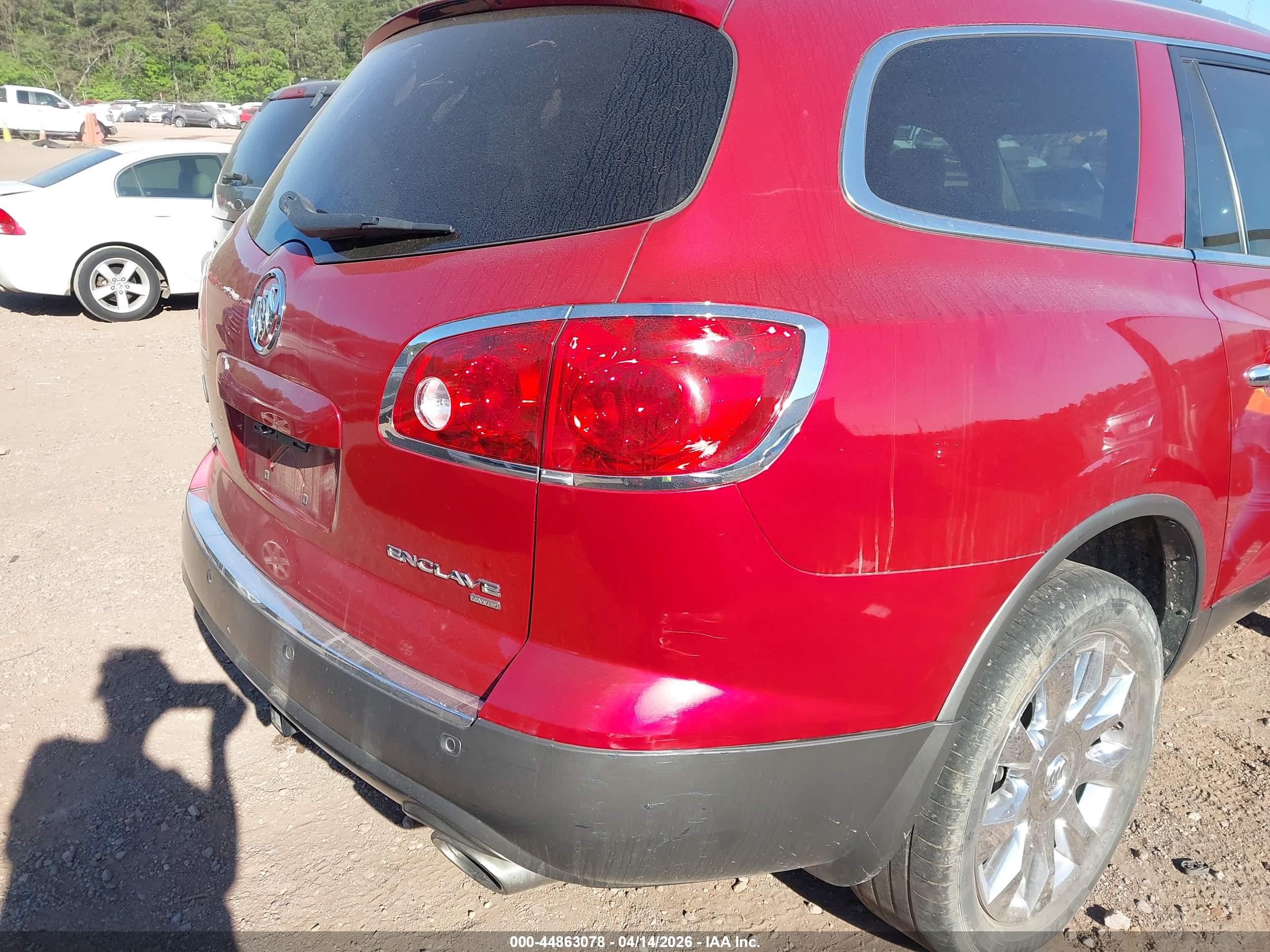 BUICK ENCLAVE image 6