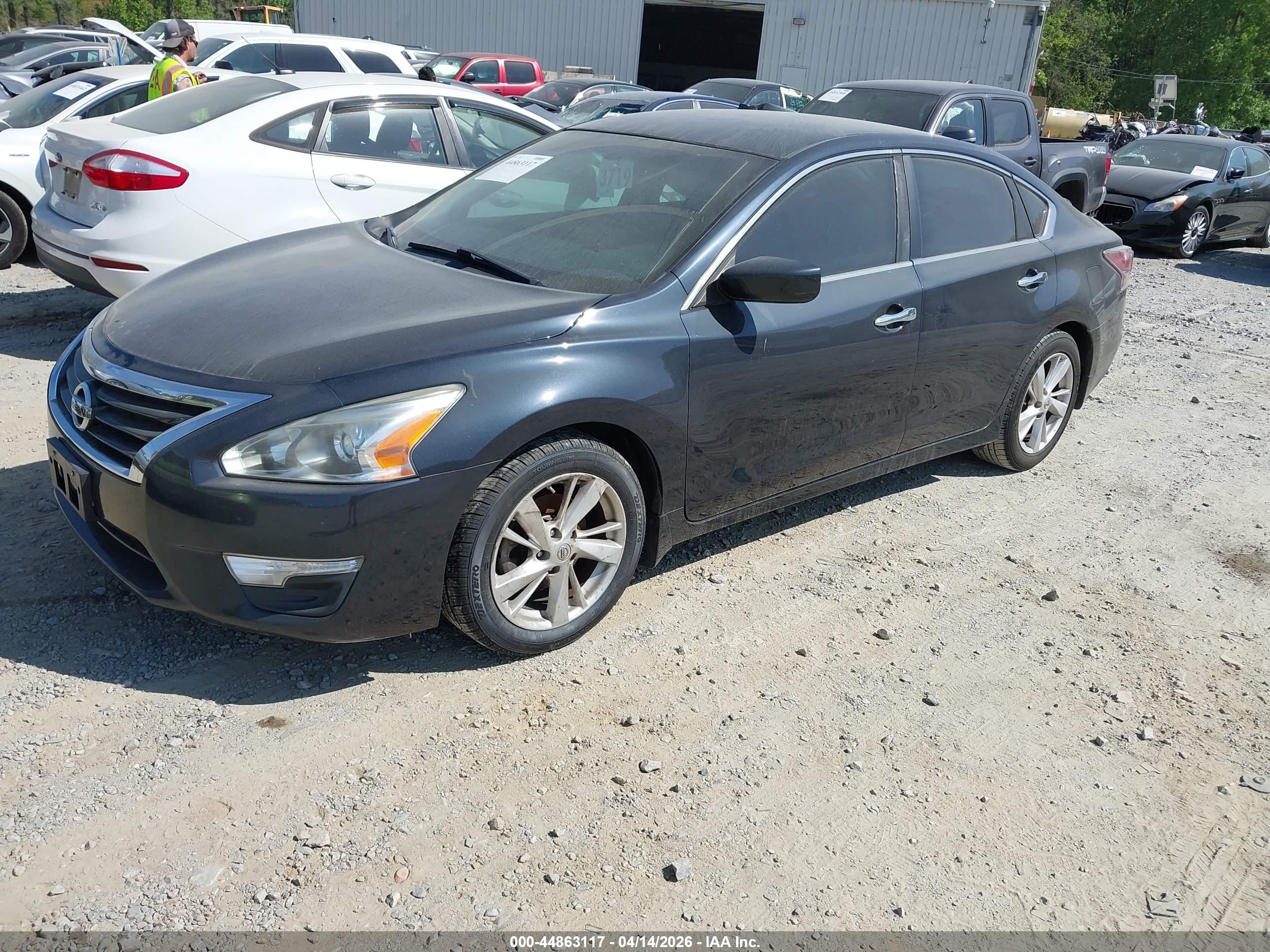 NISSAN ALTIMA image 2
