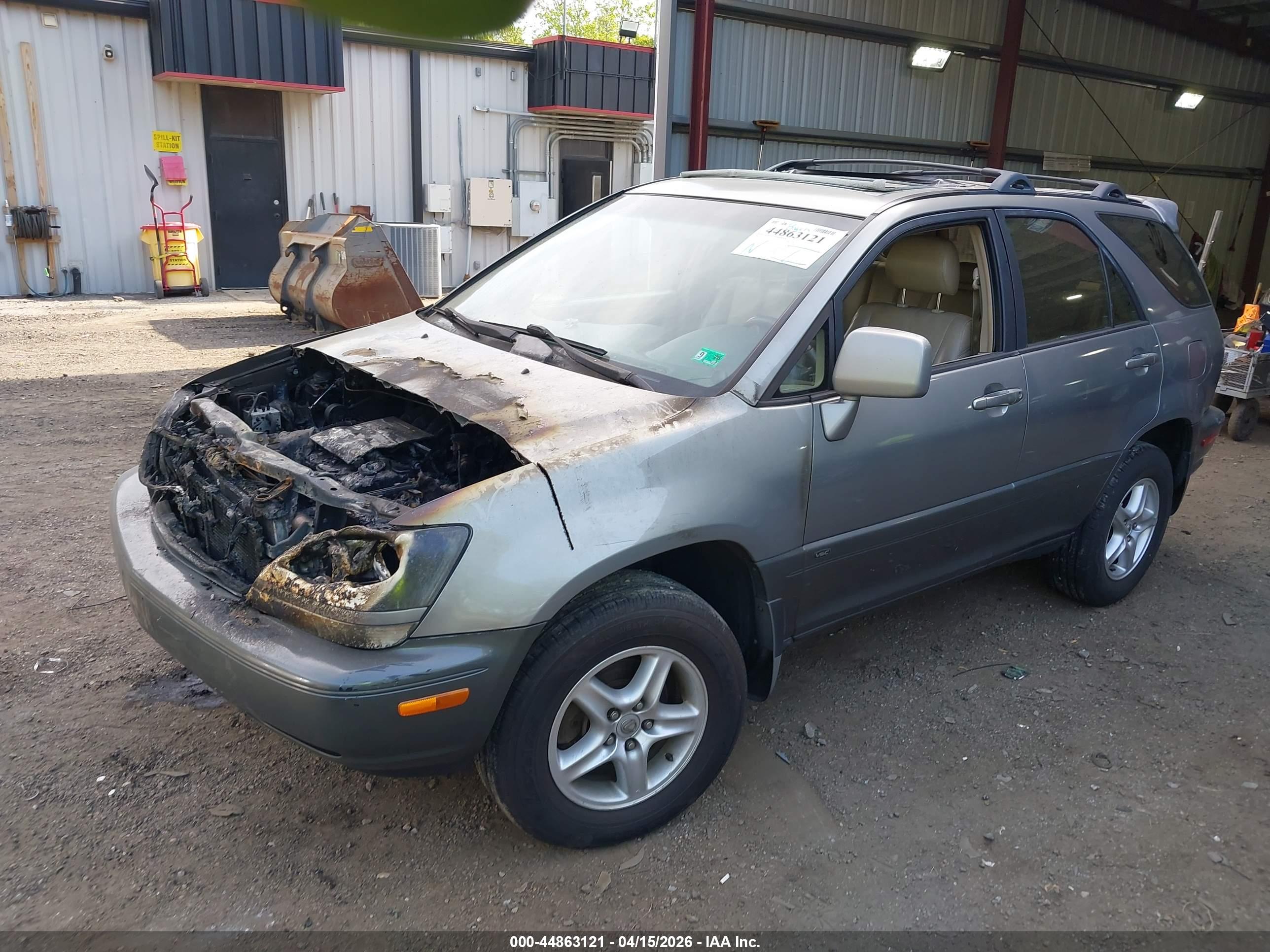 LEXUS RX image 2